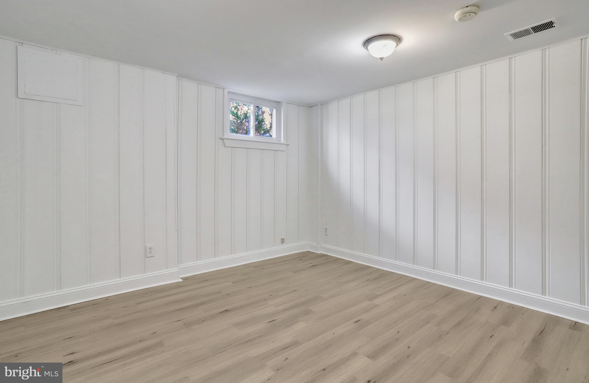 RIVERSIDE ESTATES - Residential