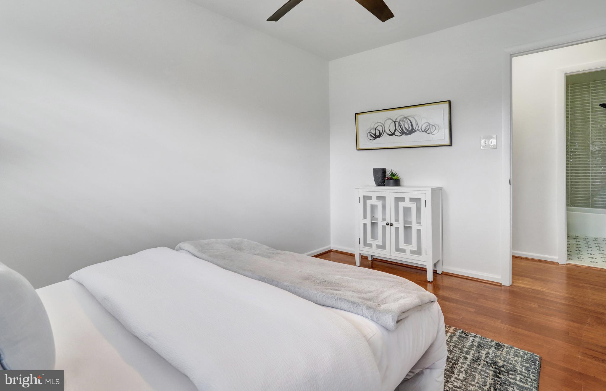 RIVERSIDE ESTATES - Residential