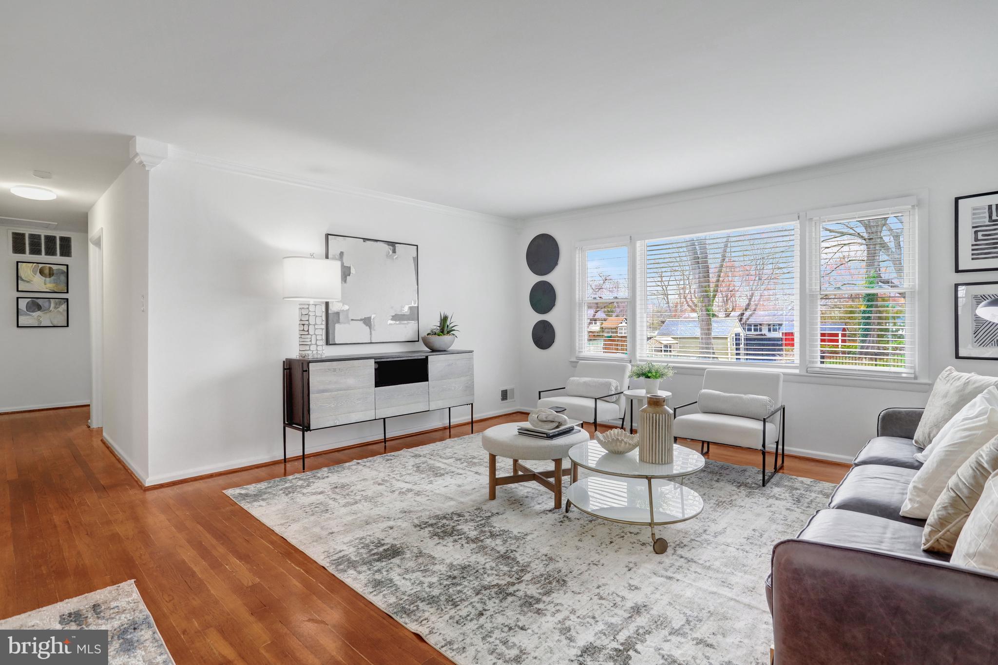 RIVERSIDE ESTATES - Residential