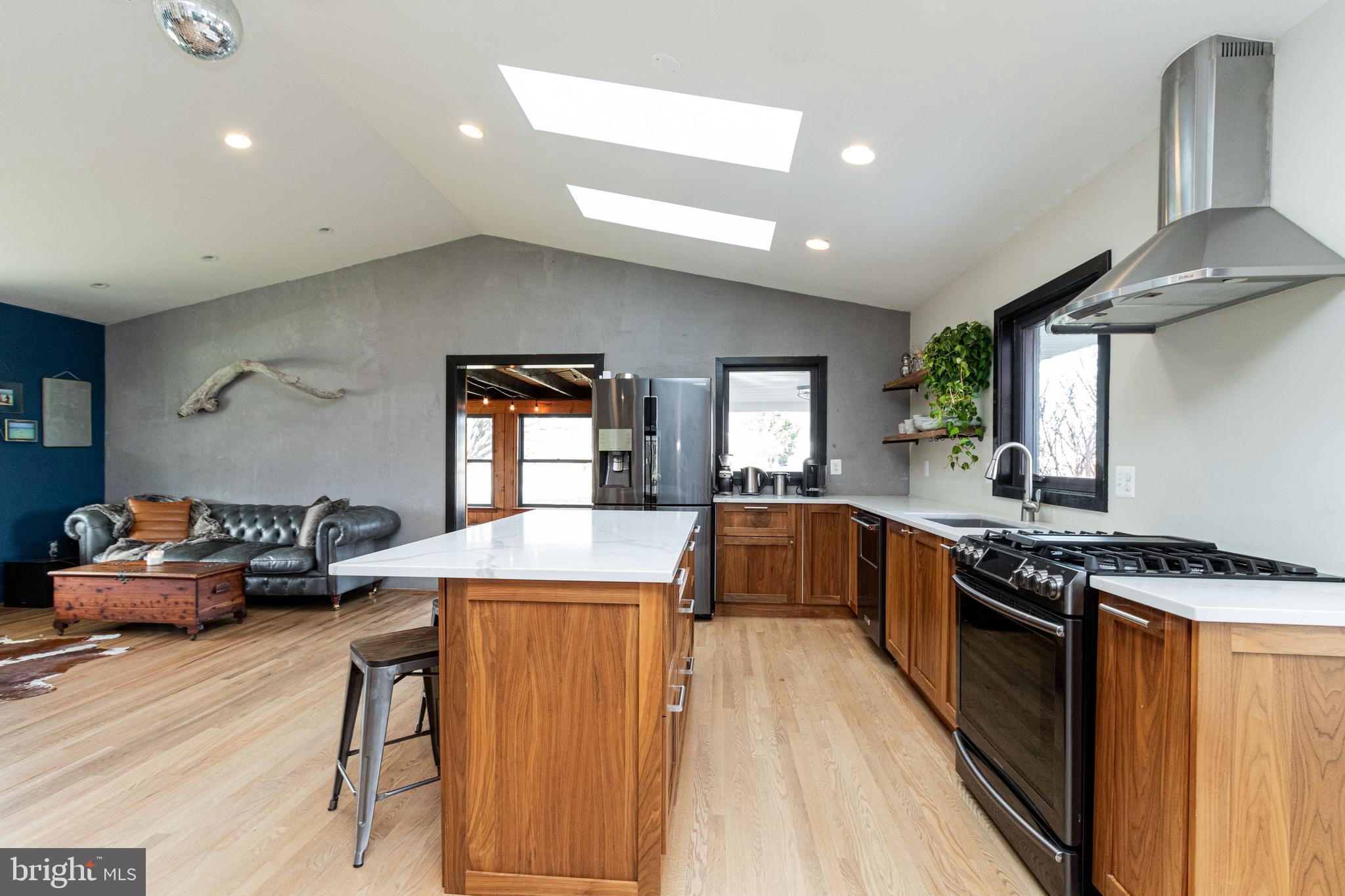 VIRGINIA HILLS - Residential Lease