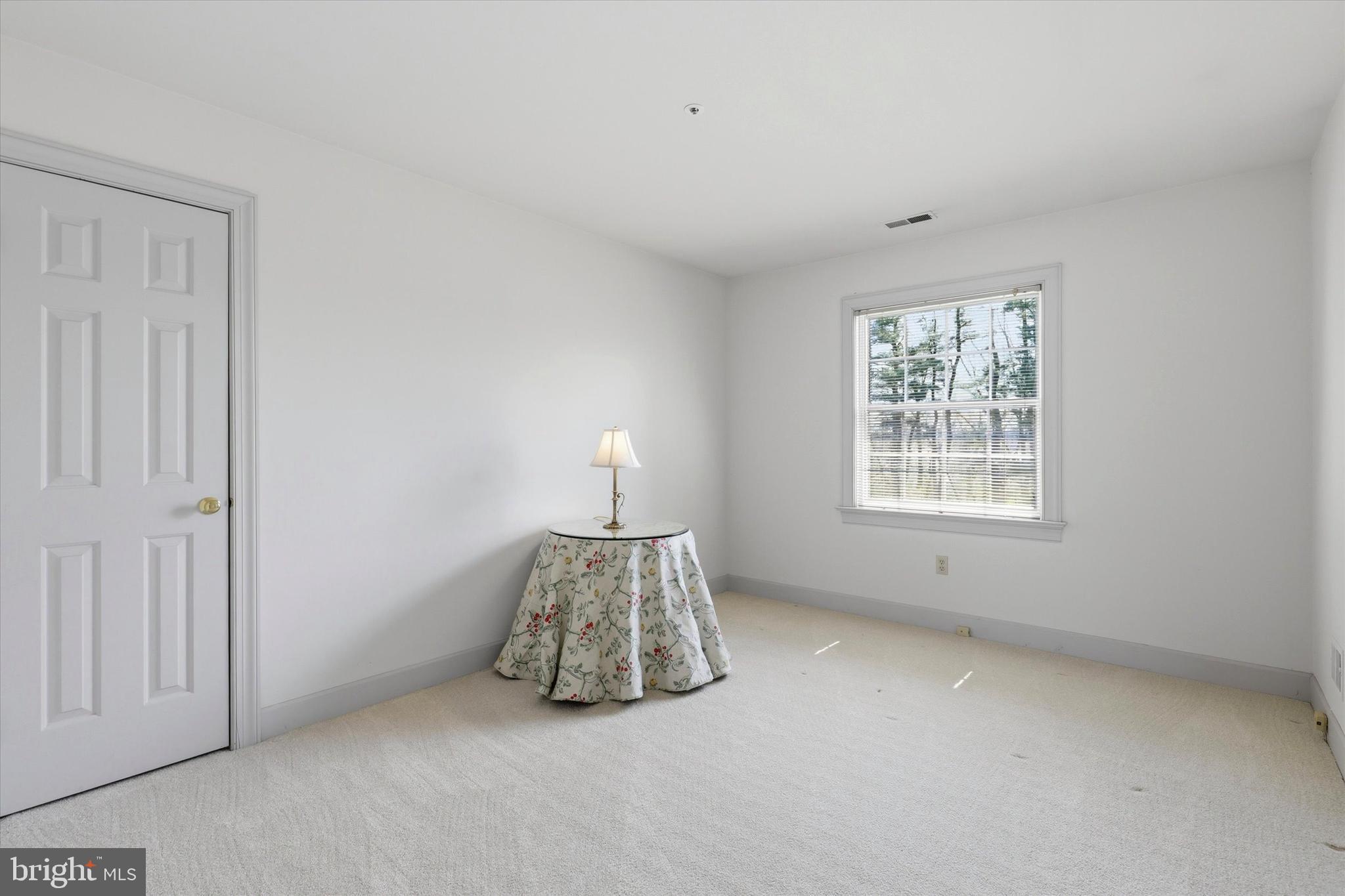 COUNTRY CLUB ESTS - Residential