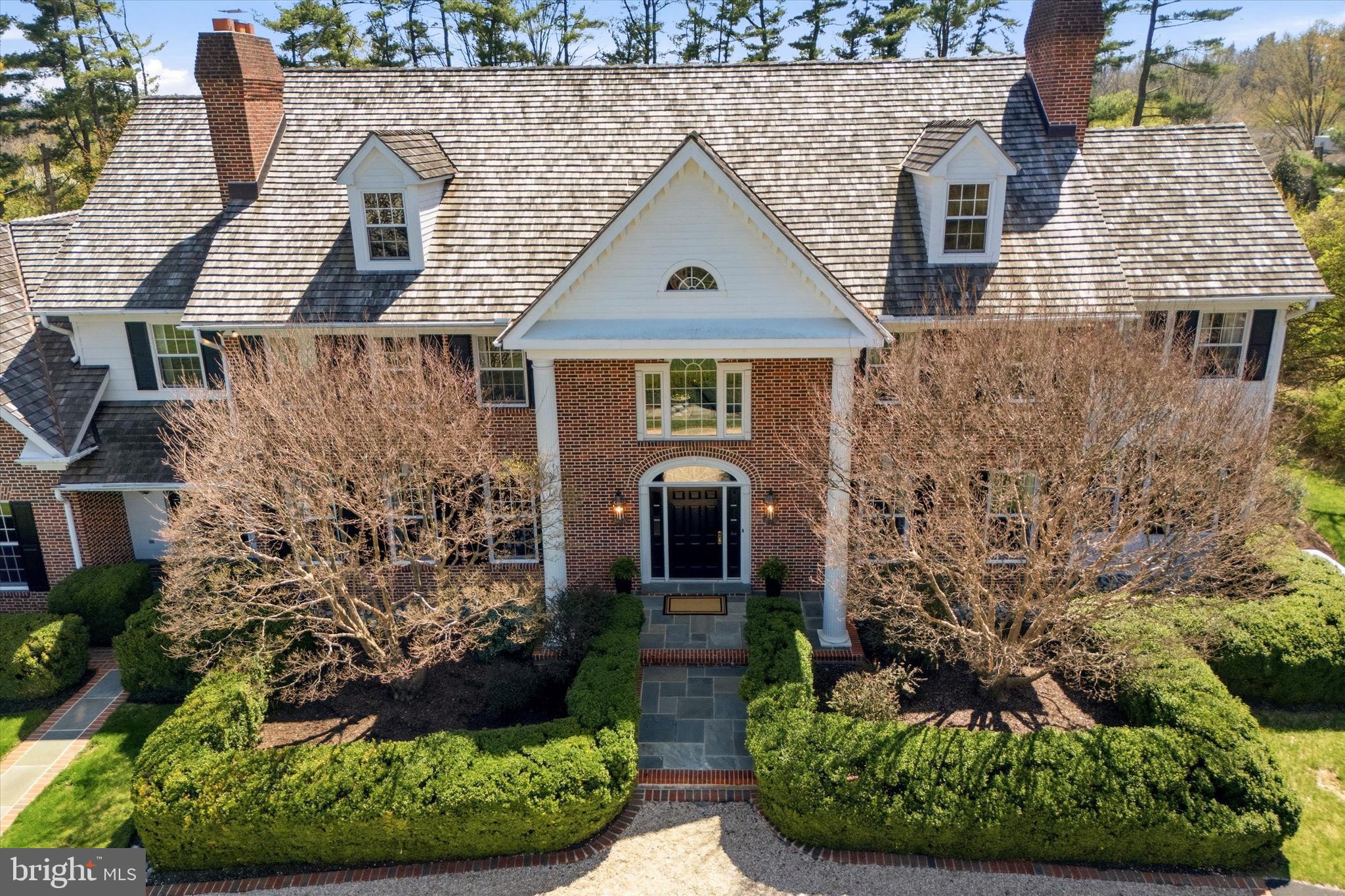 COUNTRY CLUB ESTS - Residential