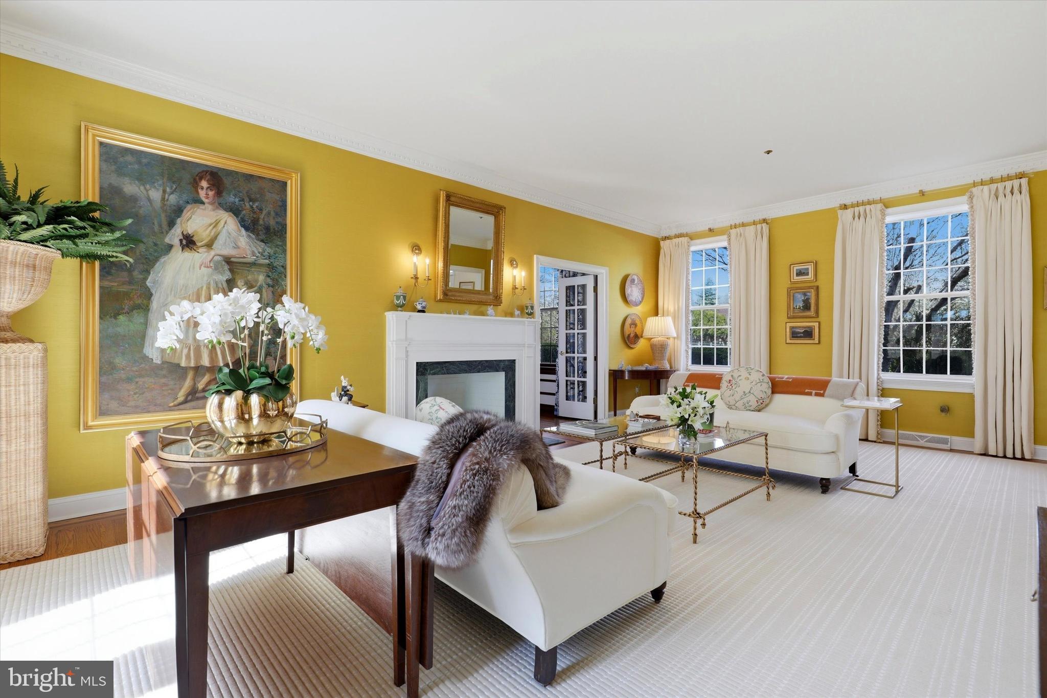 COUNTRY CLUB ESTS - Residential