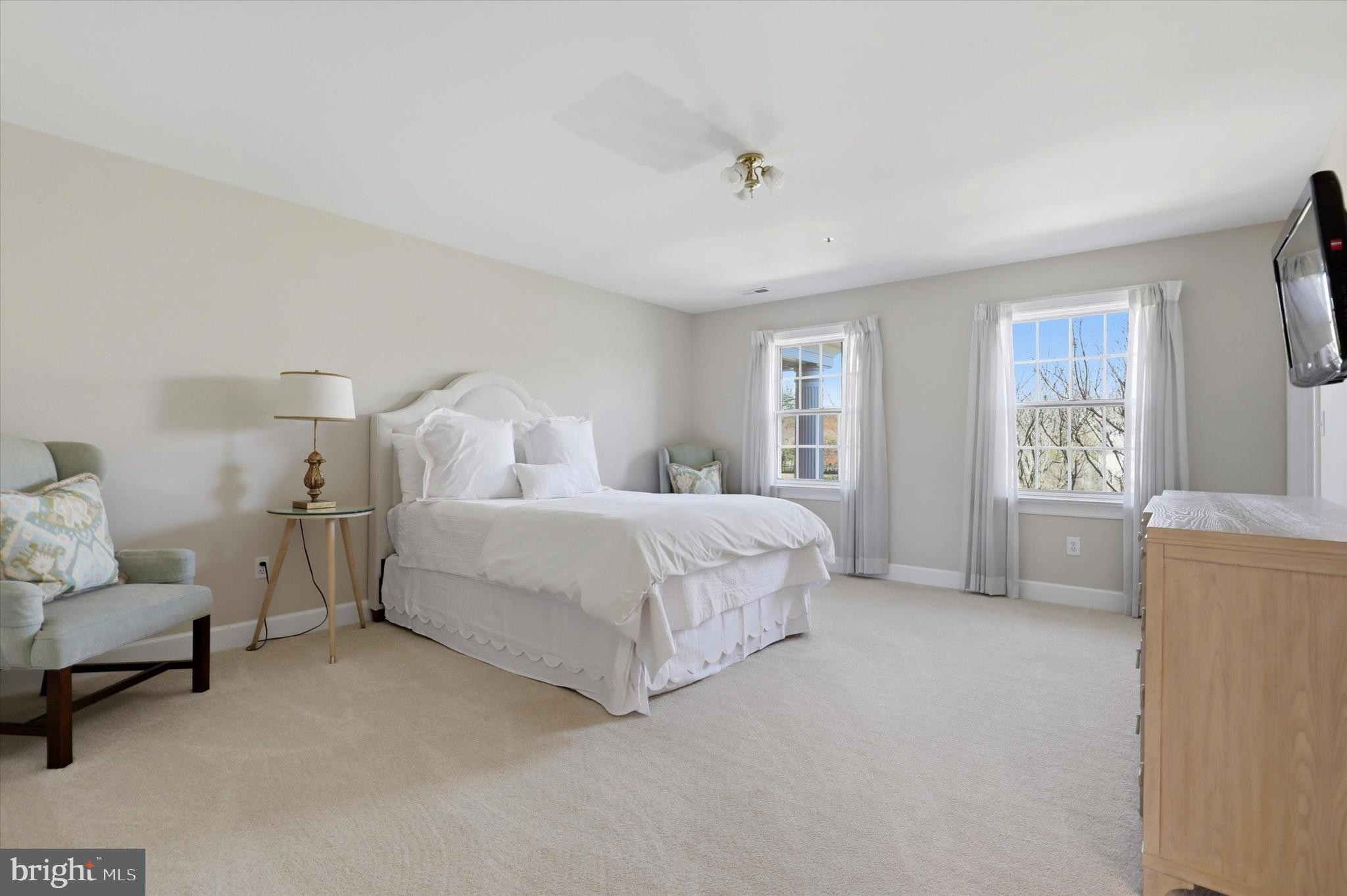 COUNTRY CLUB ESTS - Residential