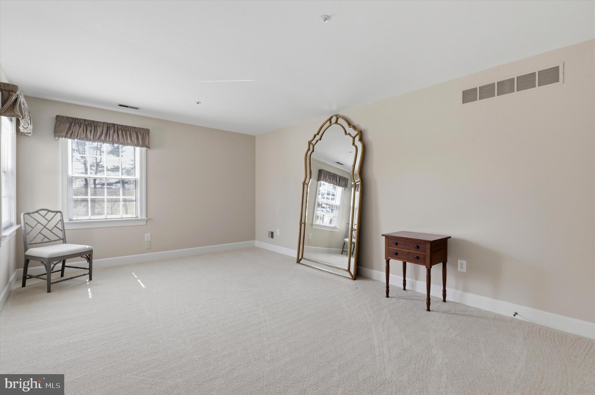 COUNTRY CLUB ESTS - Residential