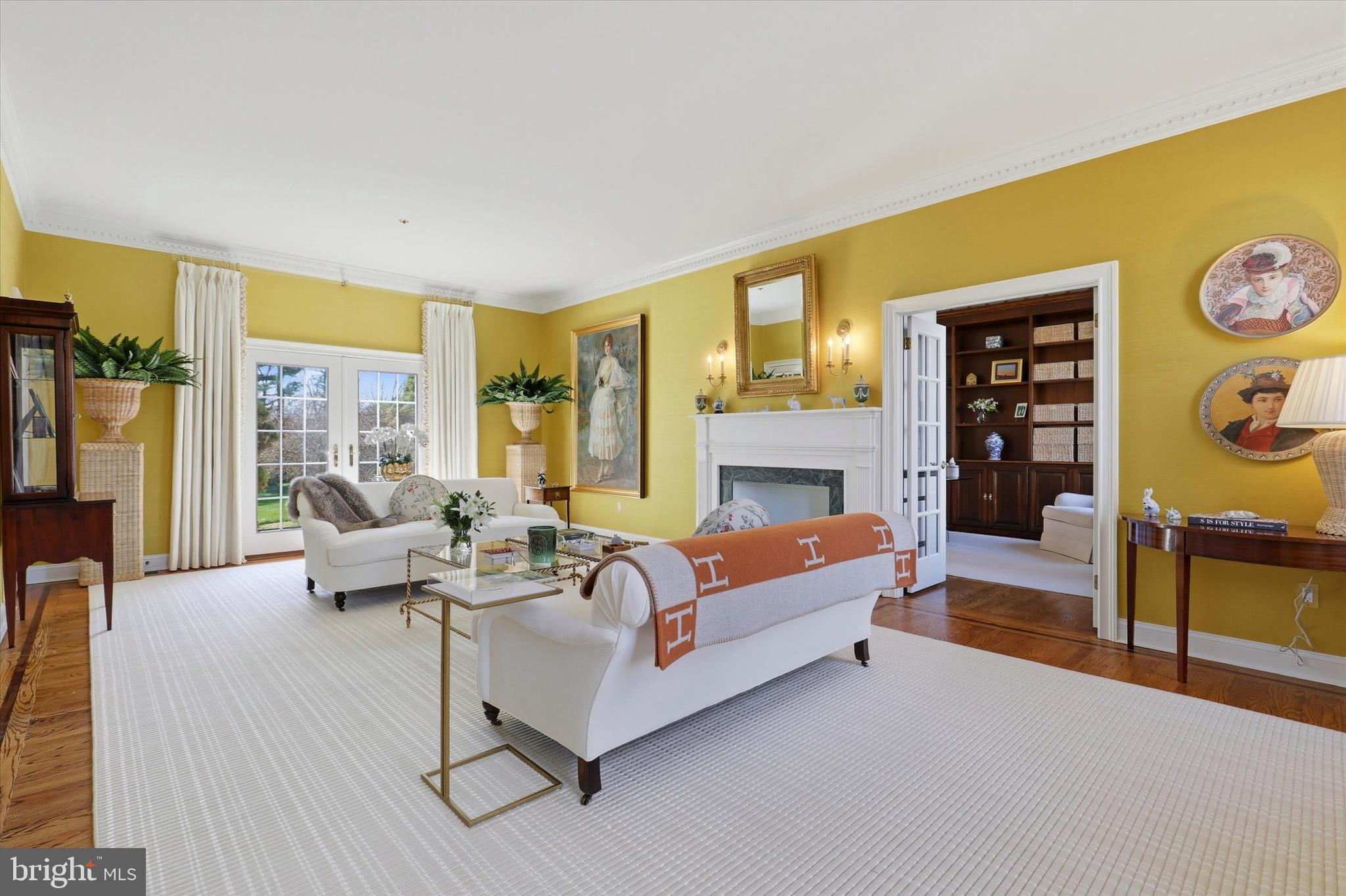 COUNTRY CLUB ESTS - Residential