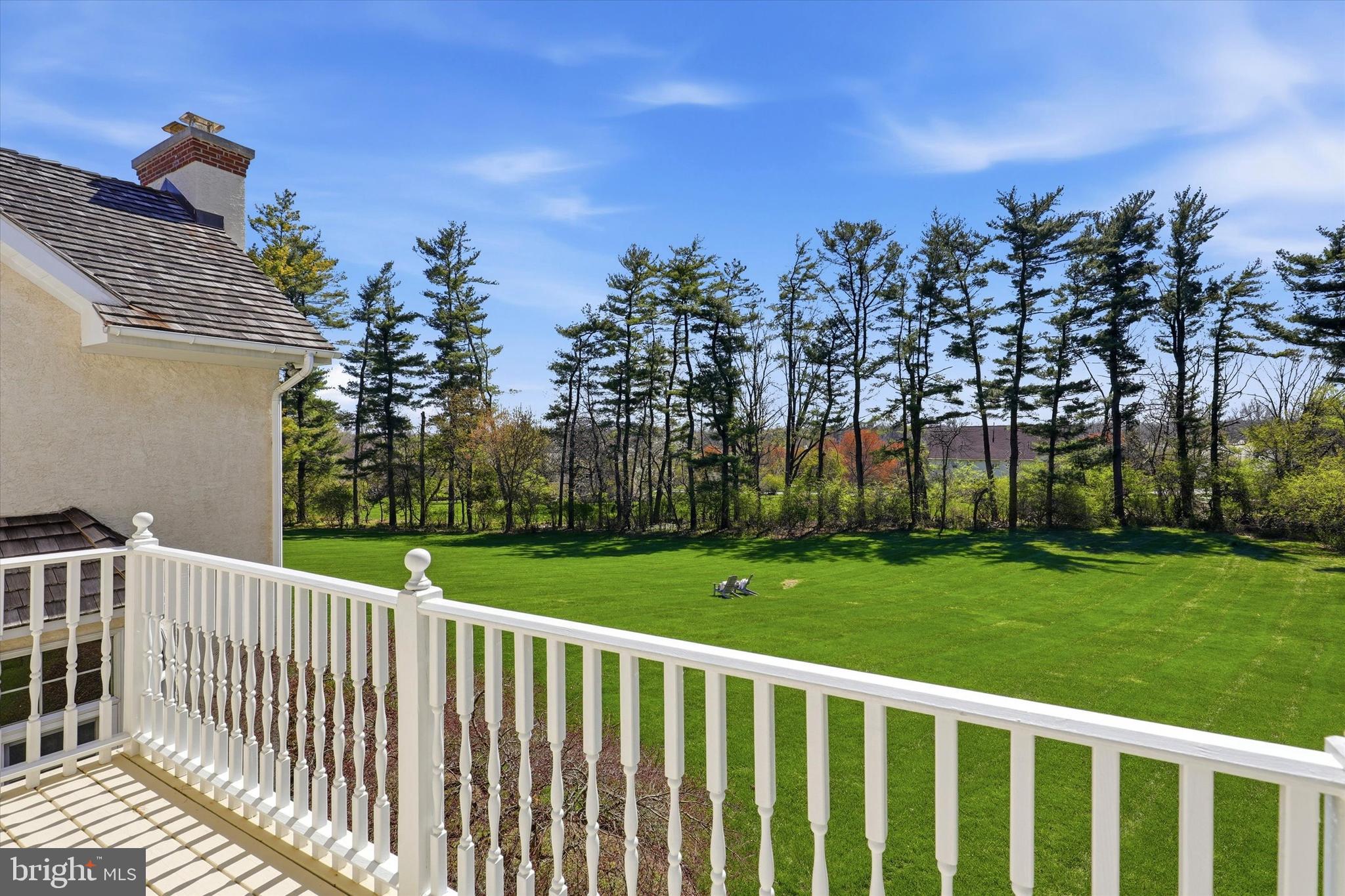 COUNTRY CLUB ESTS - Residential