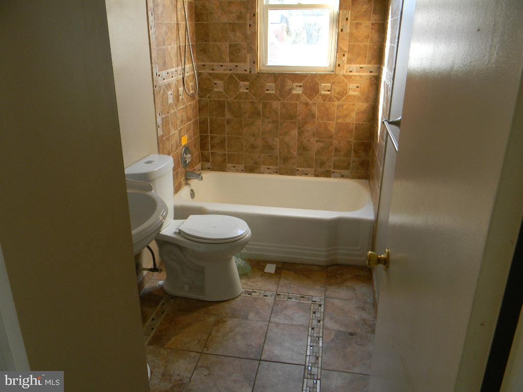 FRANKFORD - Residential