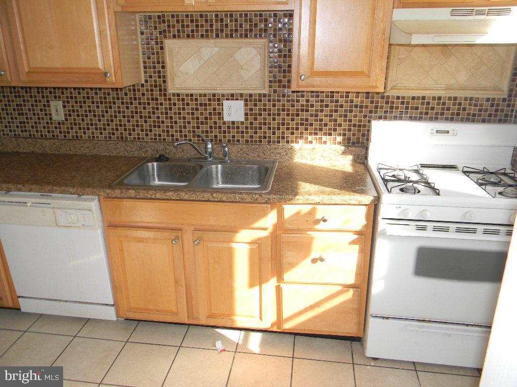 FRANKFORD - Residential