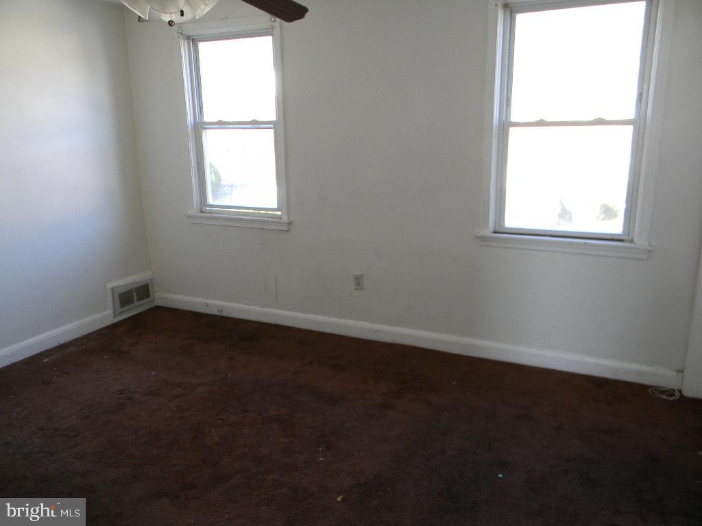 FRANKFORD - Residential