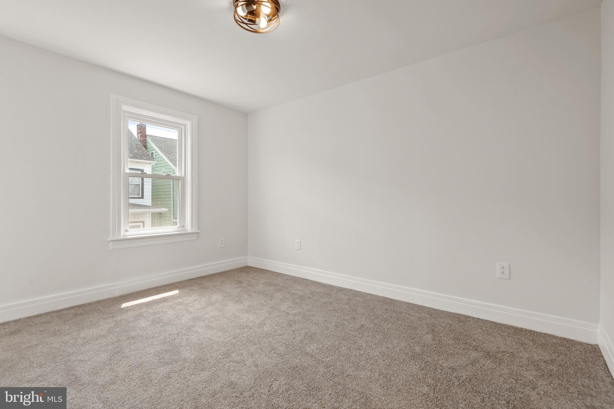 SOUTH LEBANON - Residential