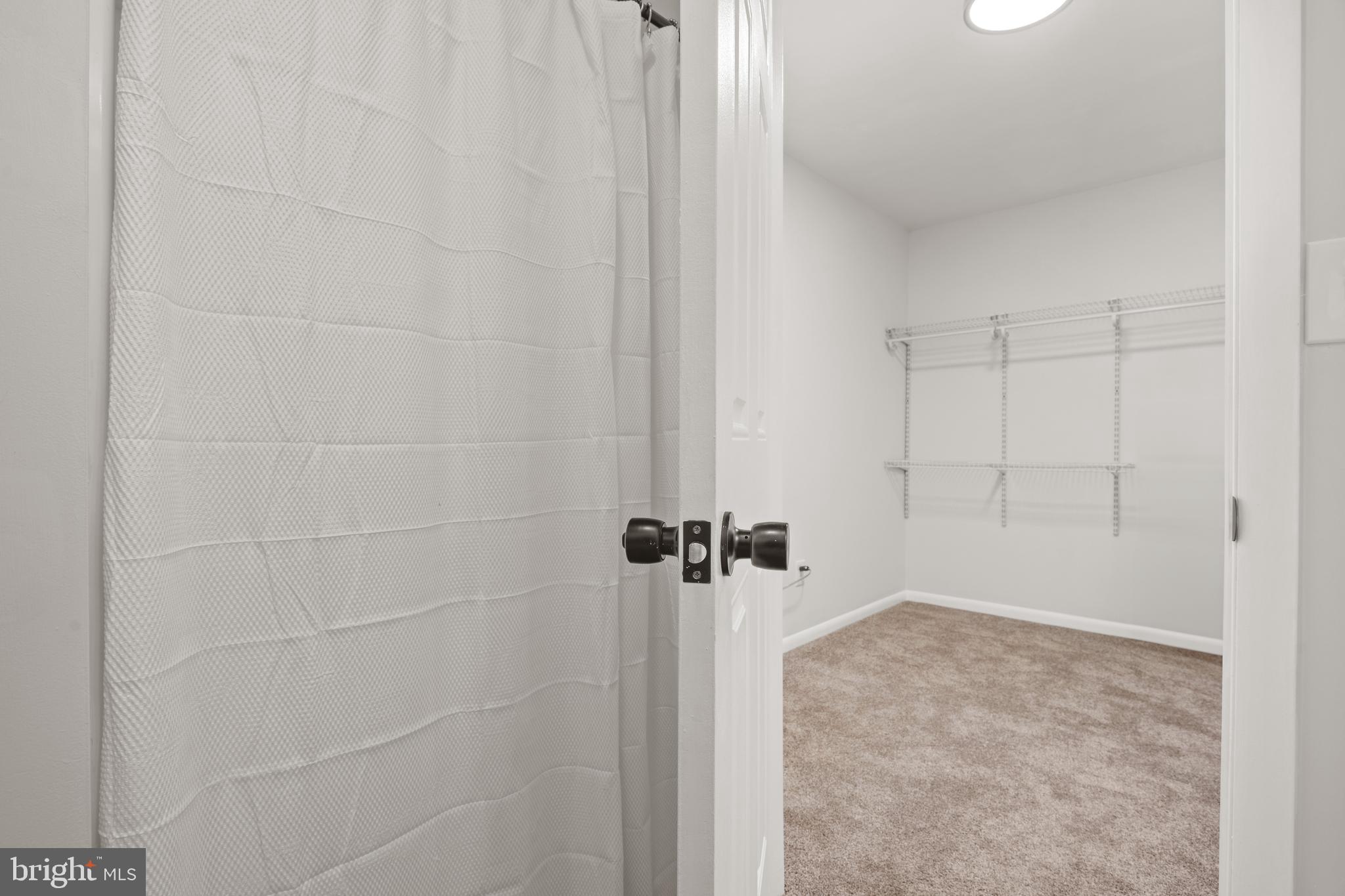 SOUTH LEBANON - Residential