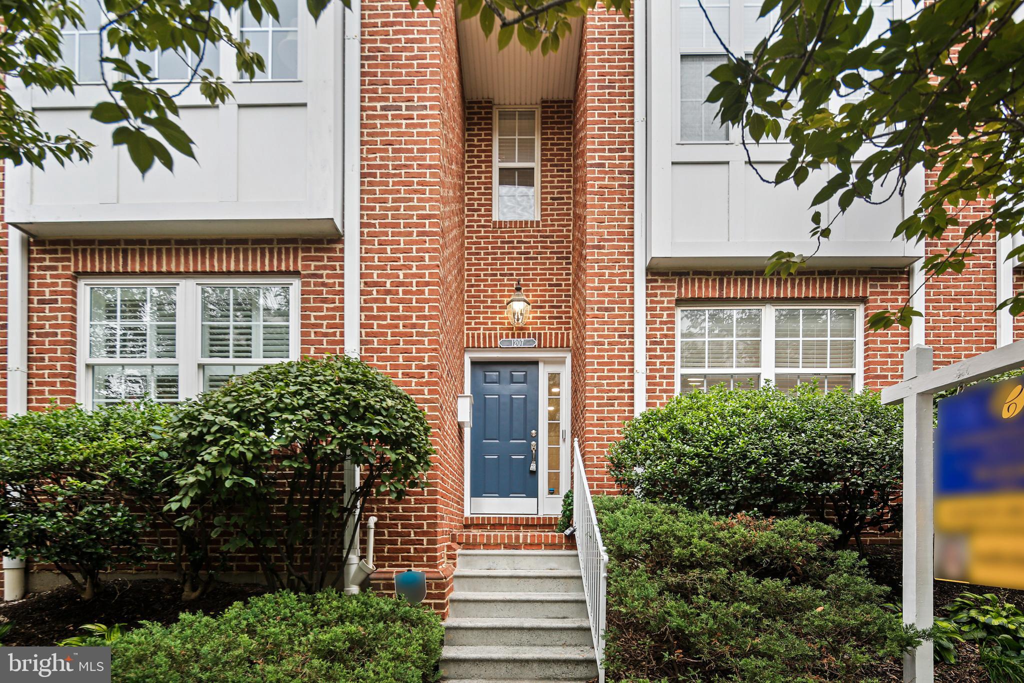 CANTON GABLES - Residential