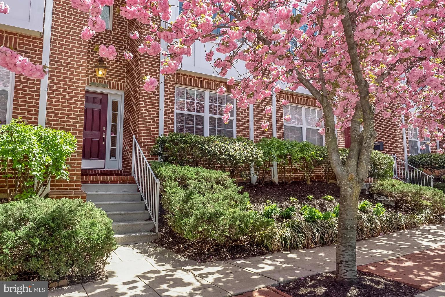 CANTON GABLES - Residential