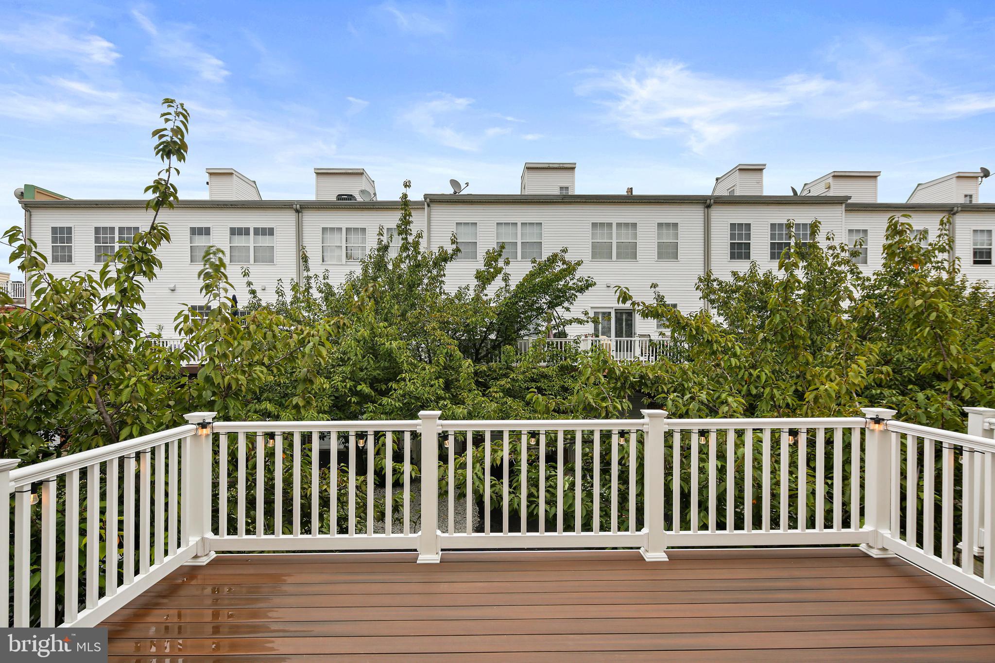 CANTON GABLES - Residential