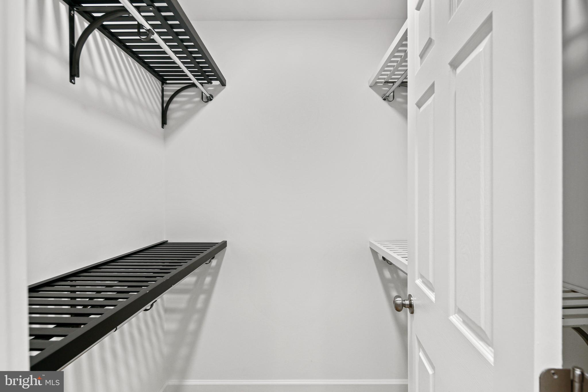 CANTON GABLES - Residential