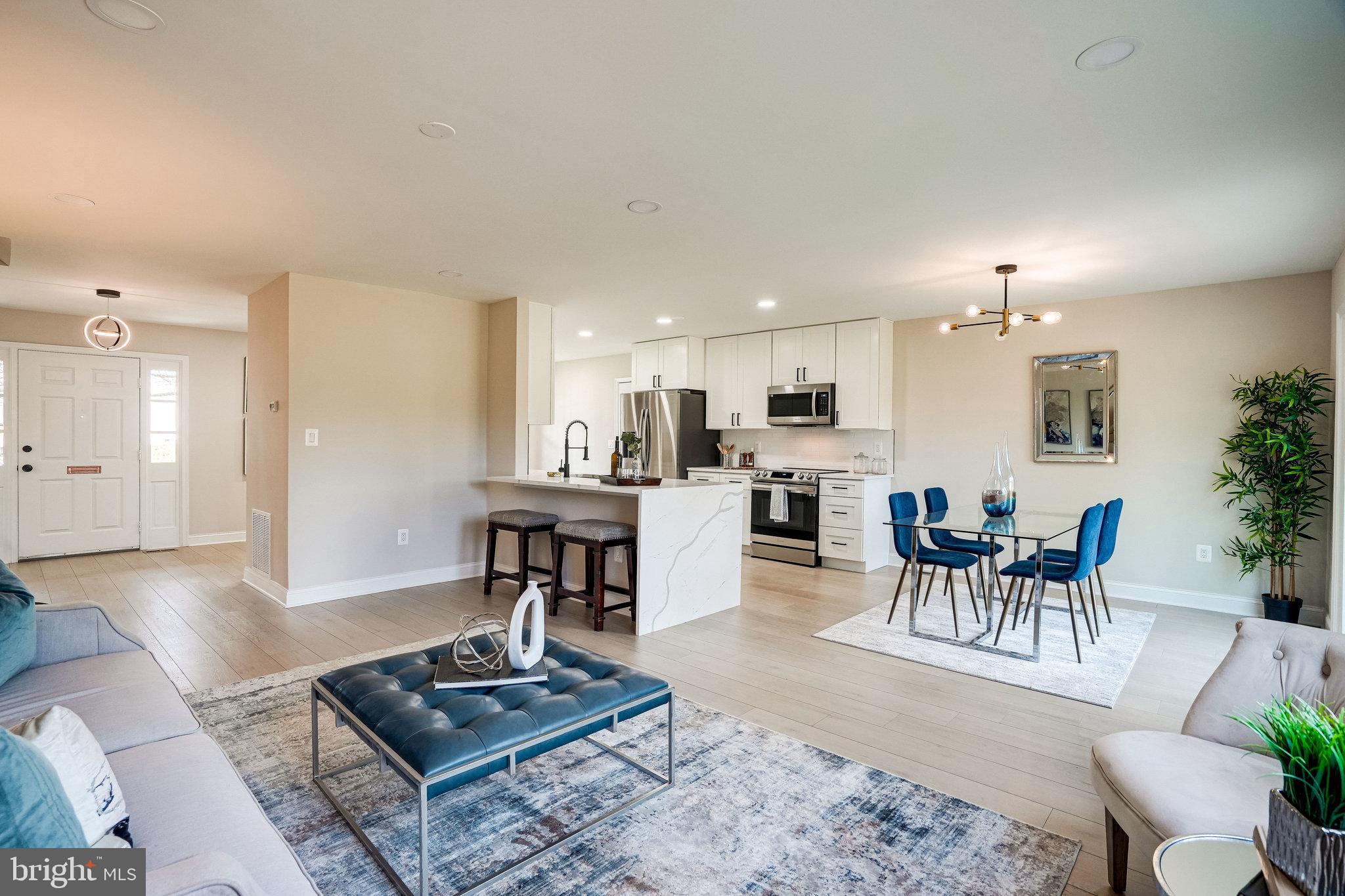 QUINCE ORCHARD KNOLLS - Residential