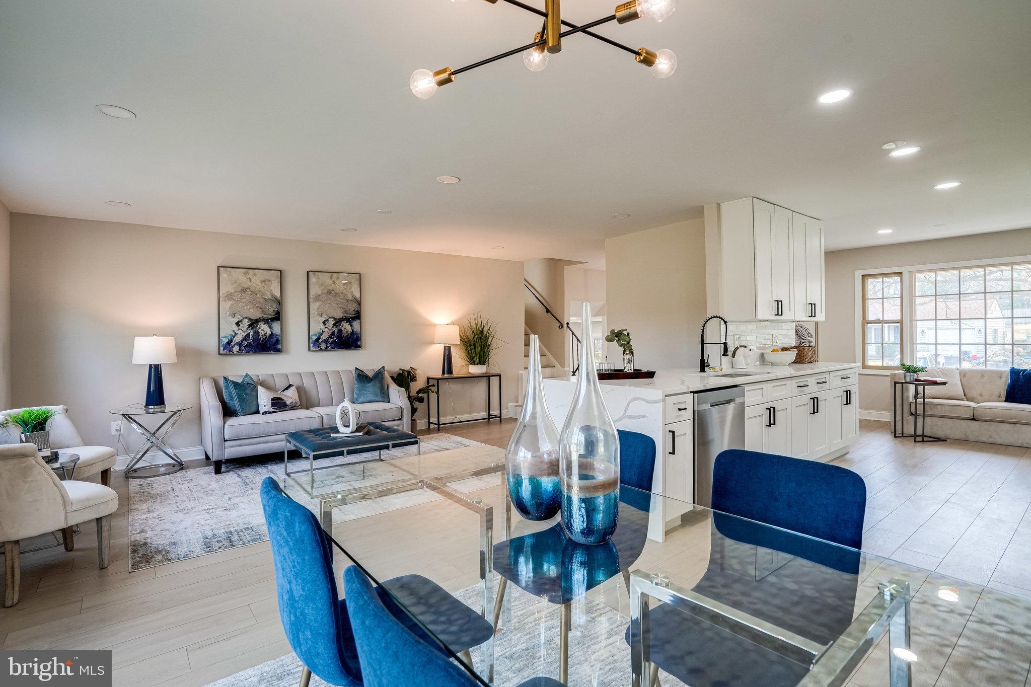 QUINCE ORCHARD KNOLLS - Residential