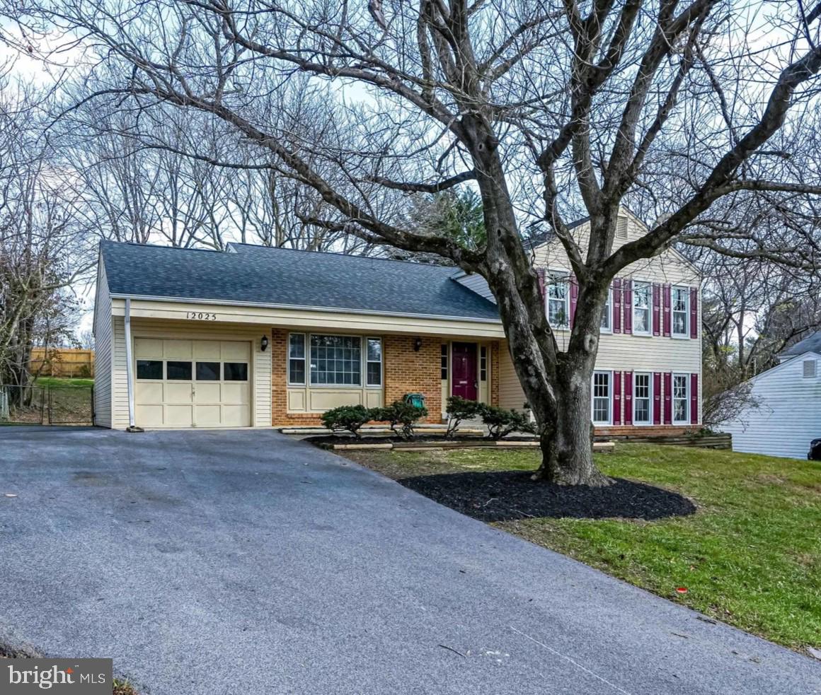 QUINCE ORCHARD KNOLLS - Residential