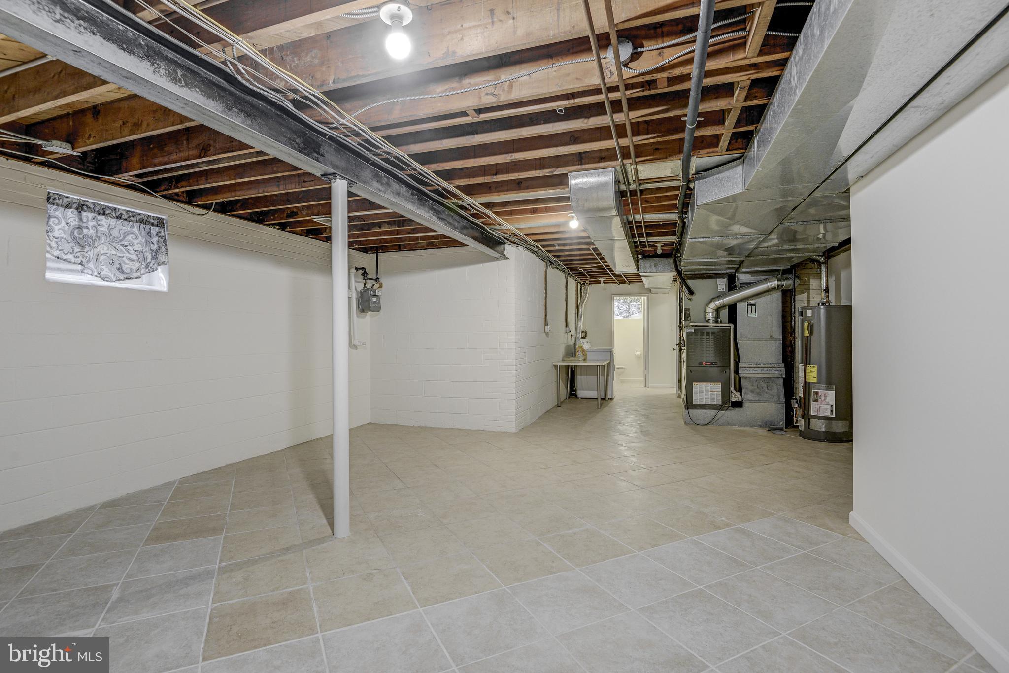 BRADLEY HILLS - Residential Lease