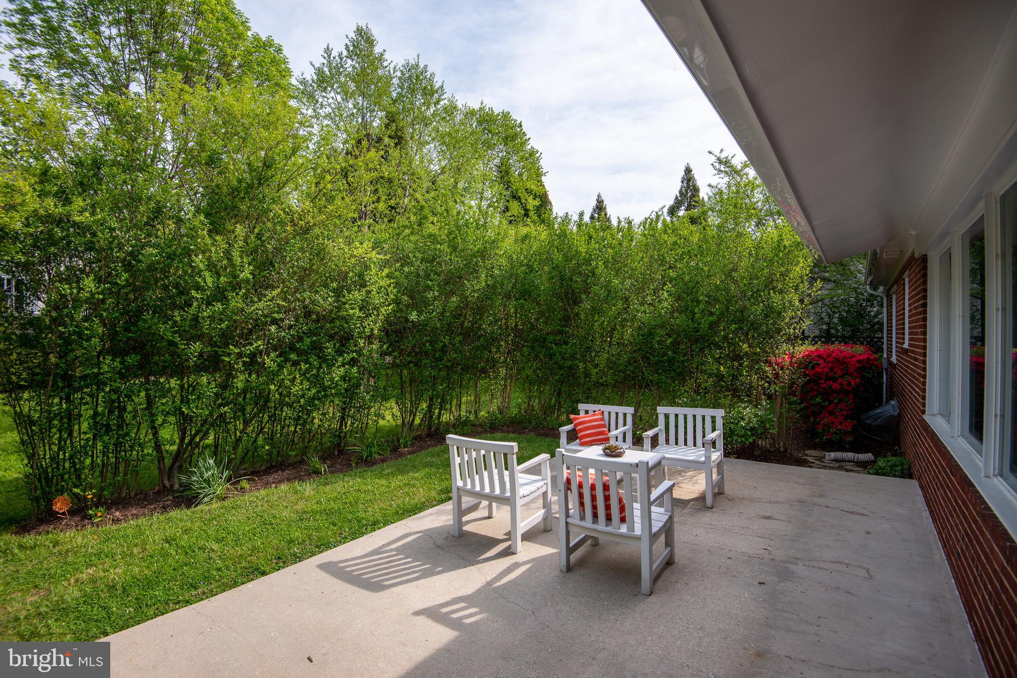 BRADLEY HILLS - Residential Lease