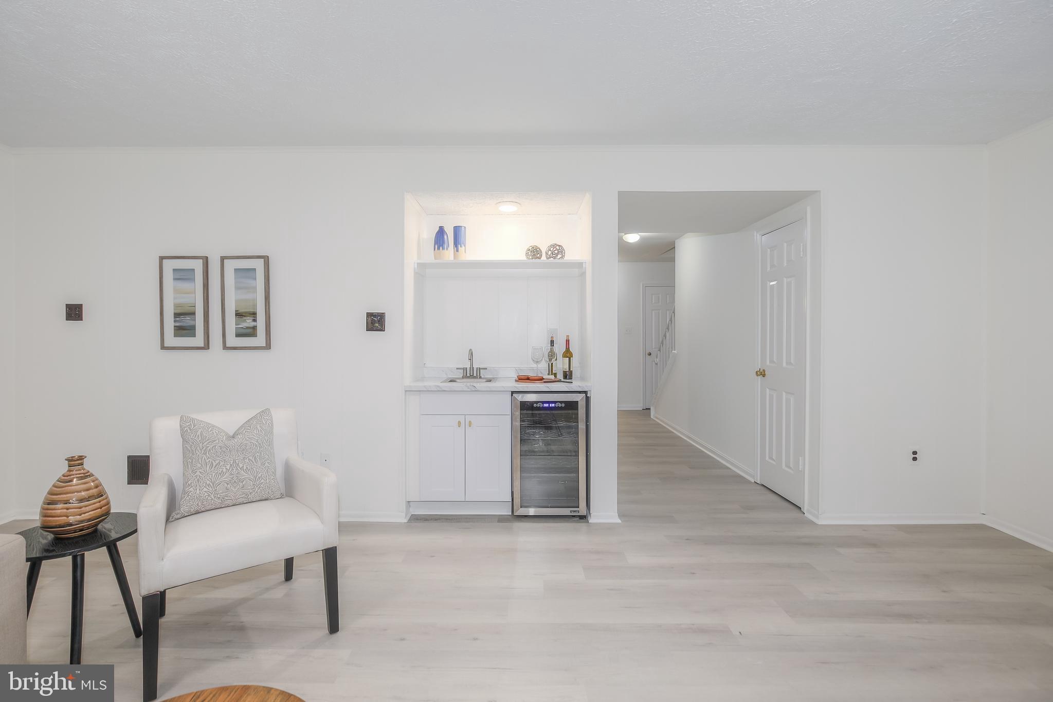 SEVEN OAKS - Residential