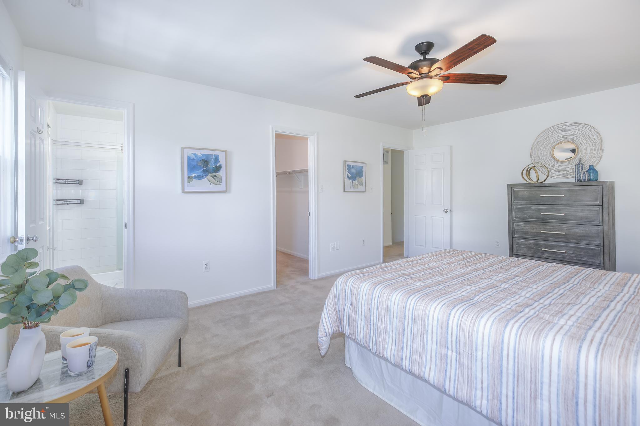 SEVEN OAKS - Residential