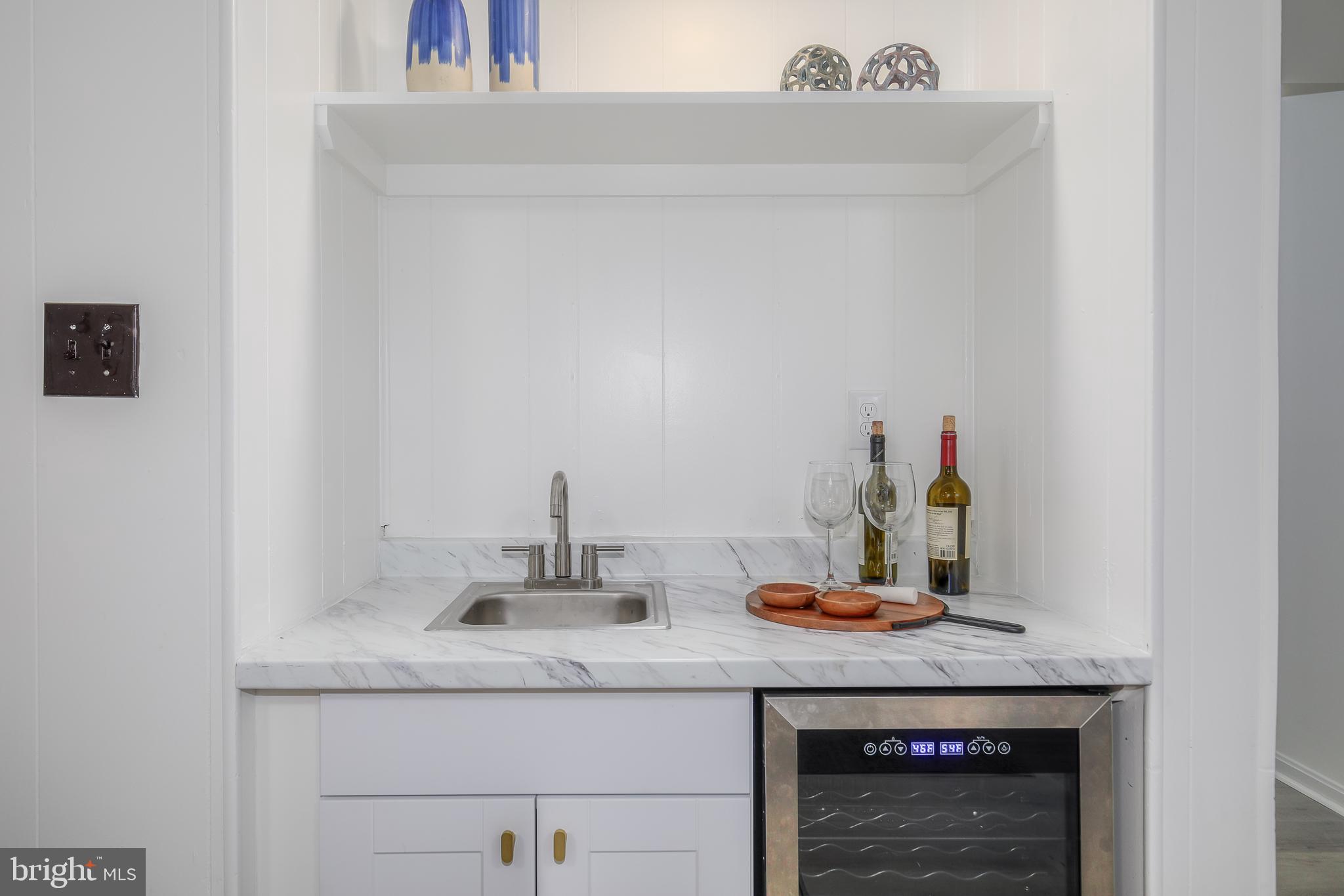 SEVEN OAKS - Residential