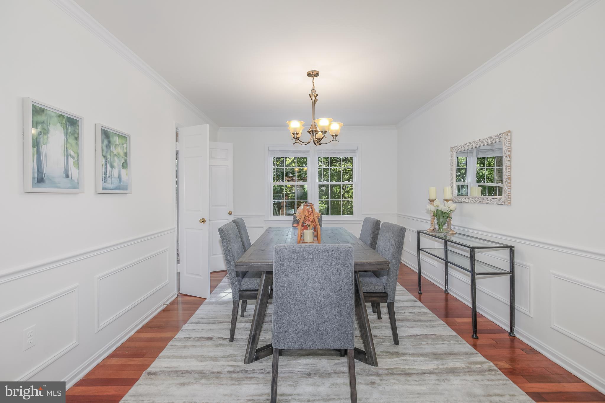 SEVEN OAKS - Residential