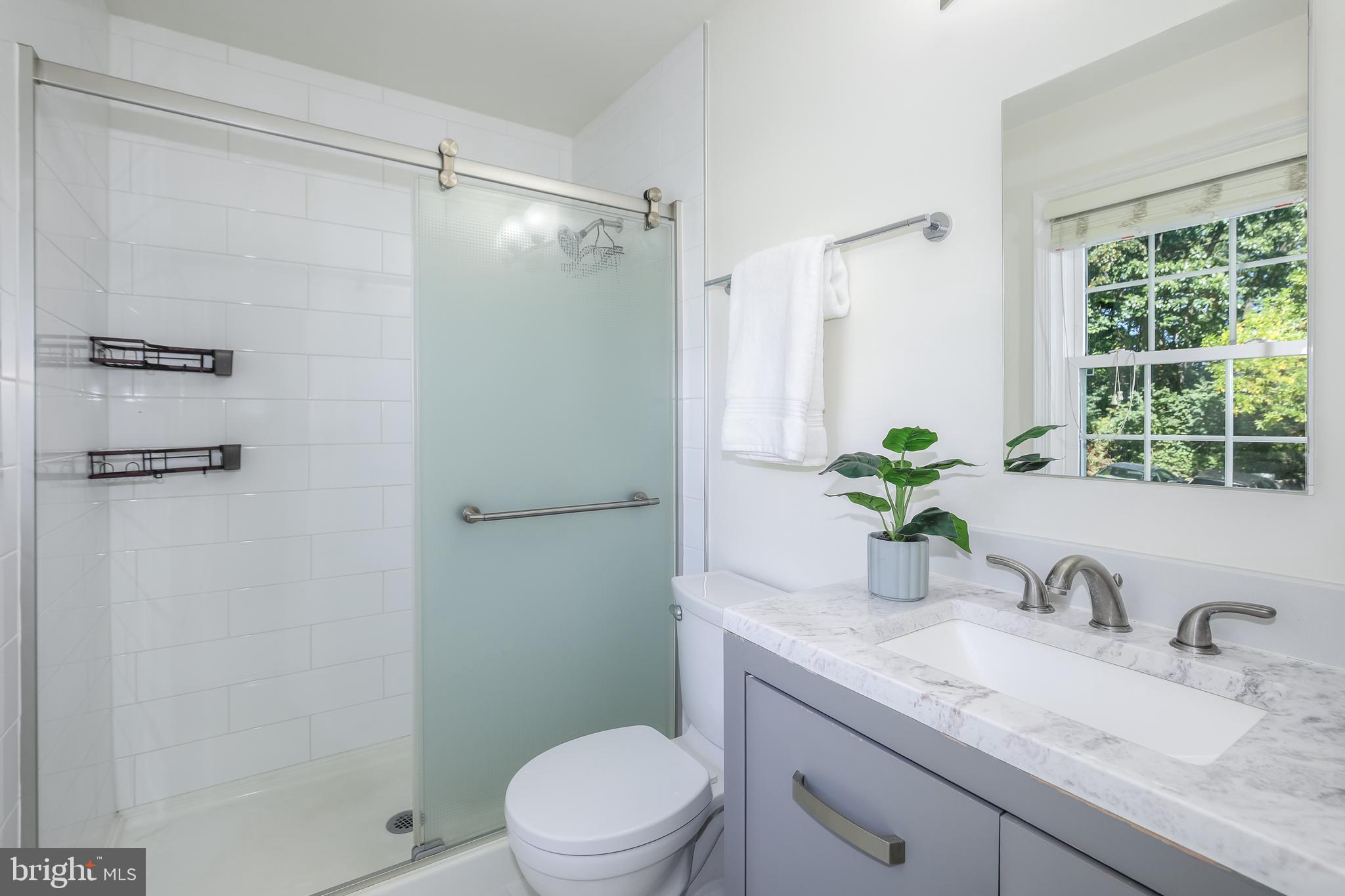 SEVEN OAKS - Residential