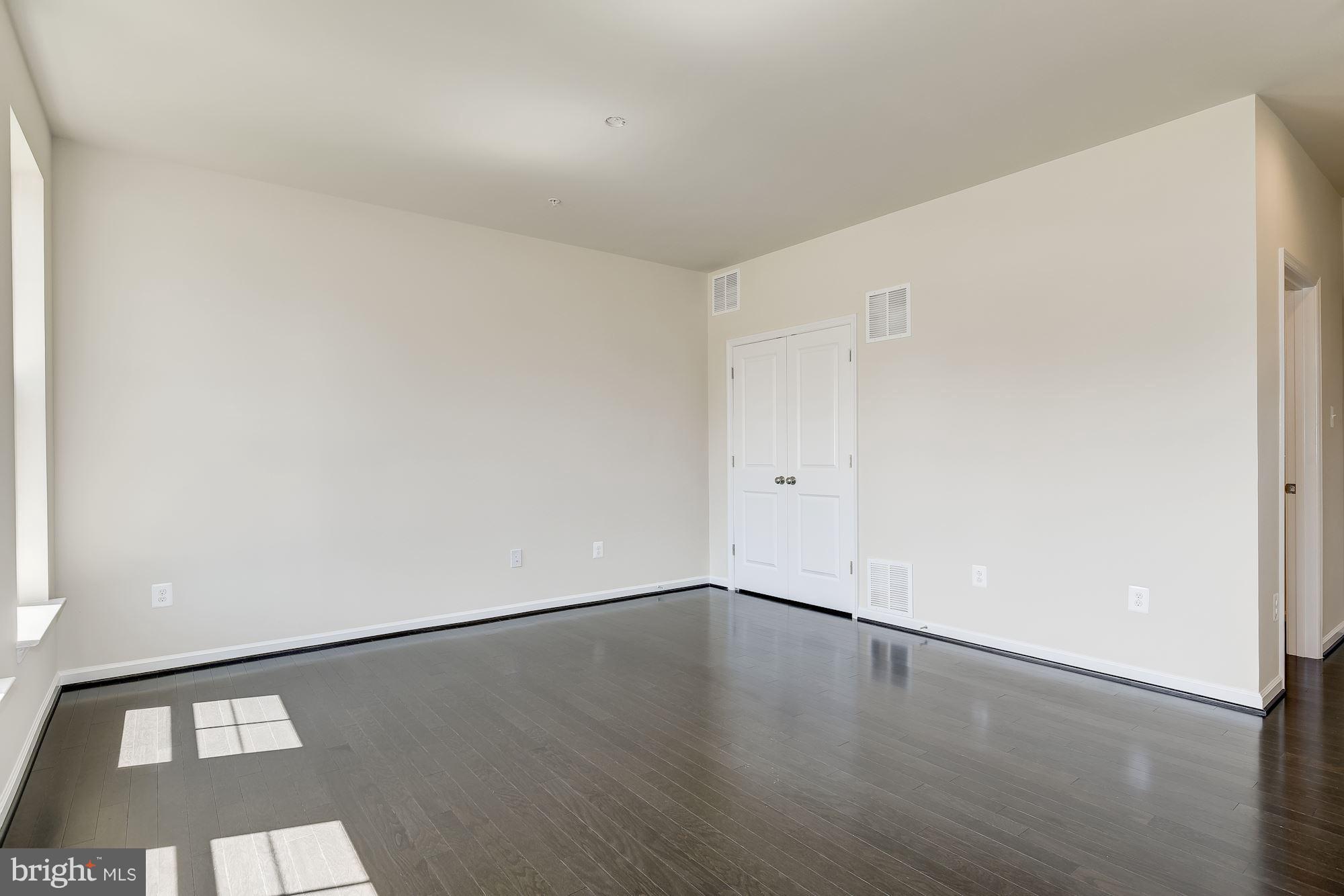 TANYARD COVE NORTH - Residential