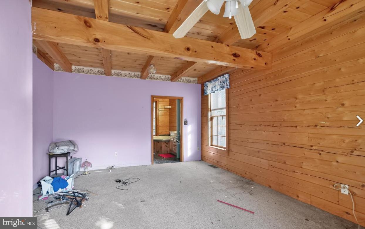 375 MOSS HILL COURT