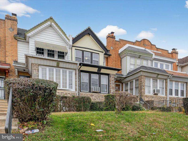 WEST OAK LANE - Residential