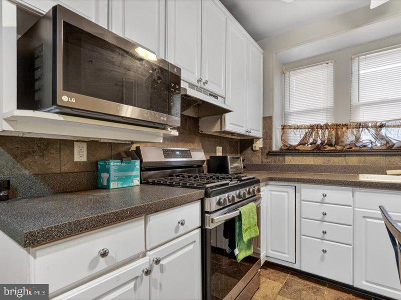 WEST OAK LANE - Residential