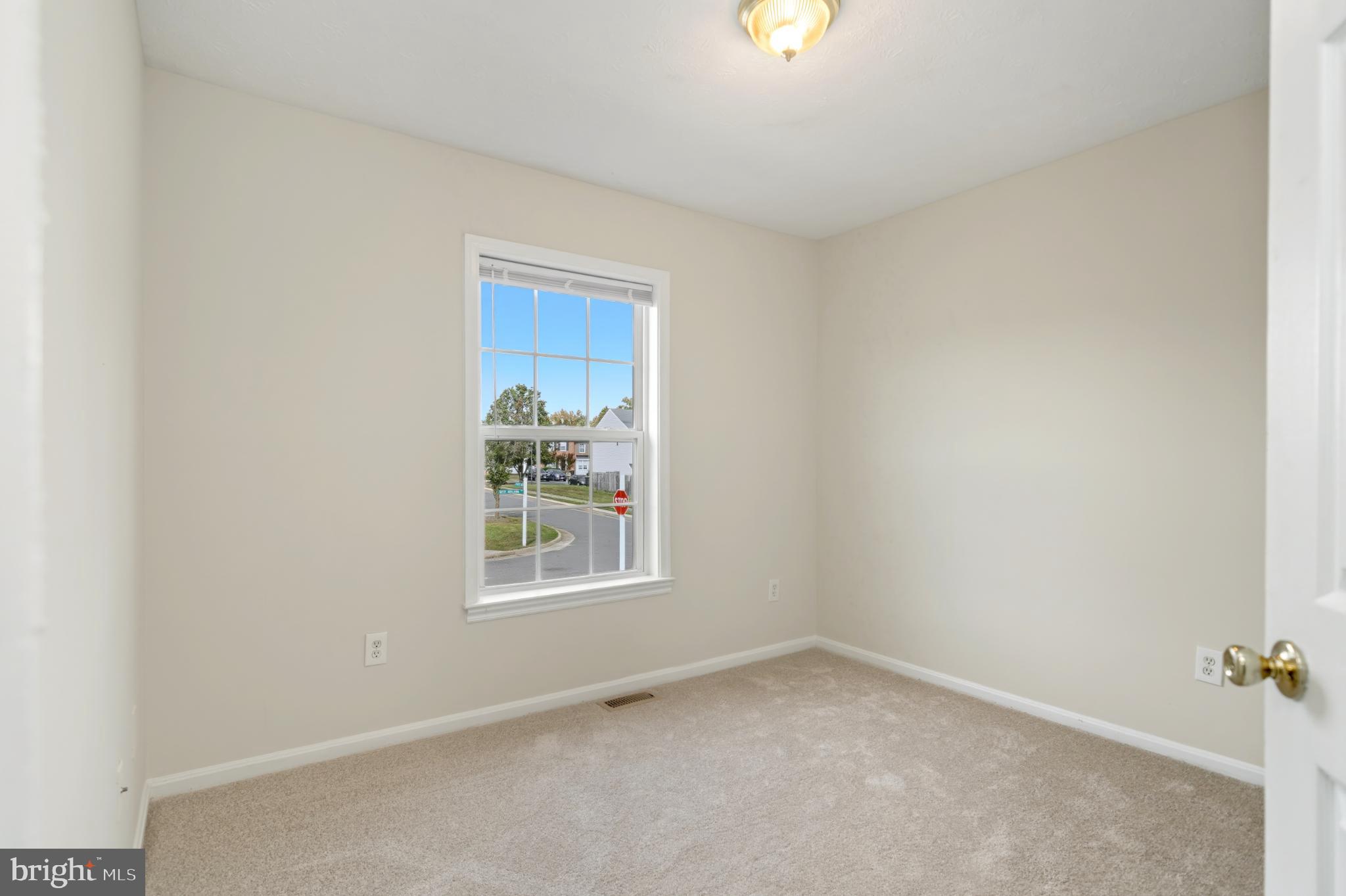 COVENTRY CREEK - Residential Lease