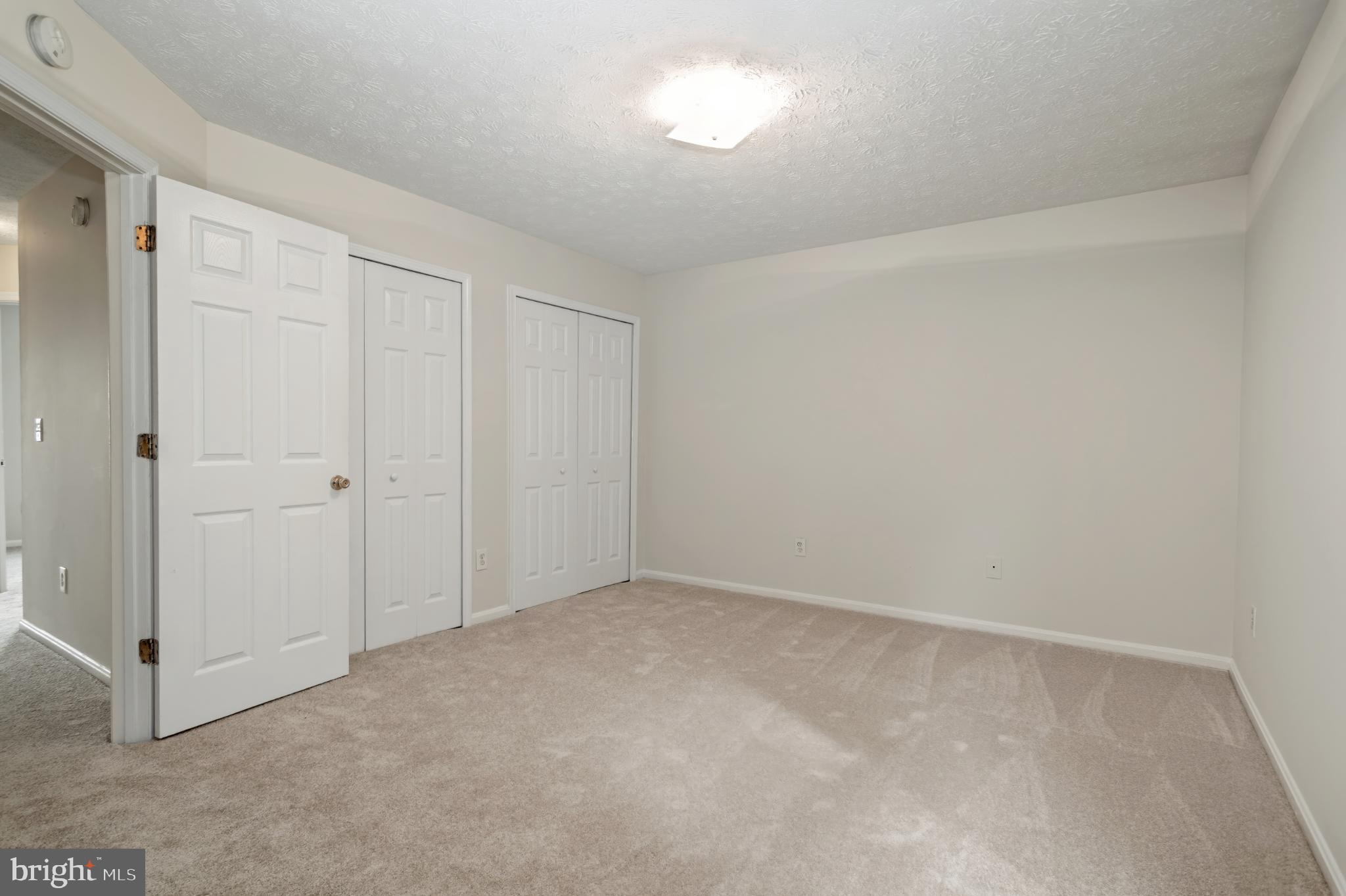 COVENTRY CREEK - Residential Lease