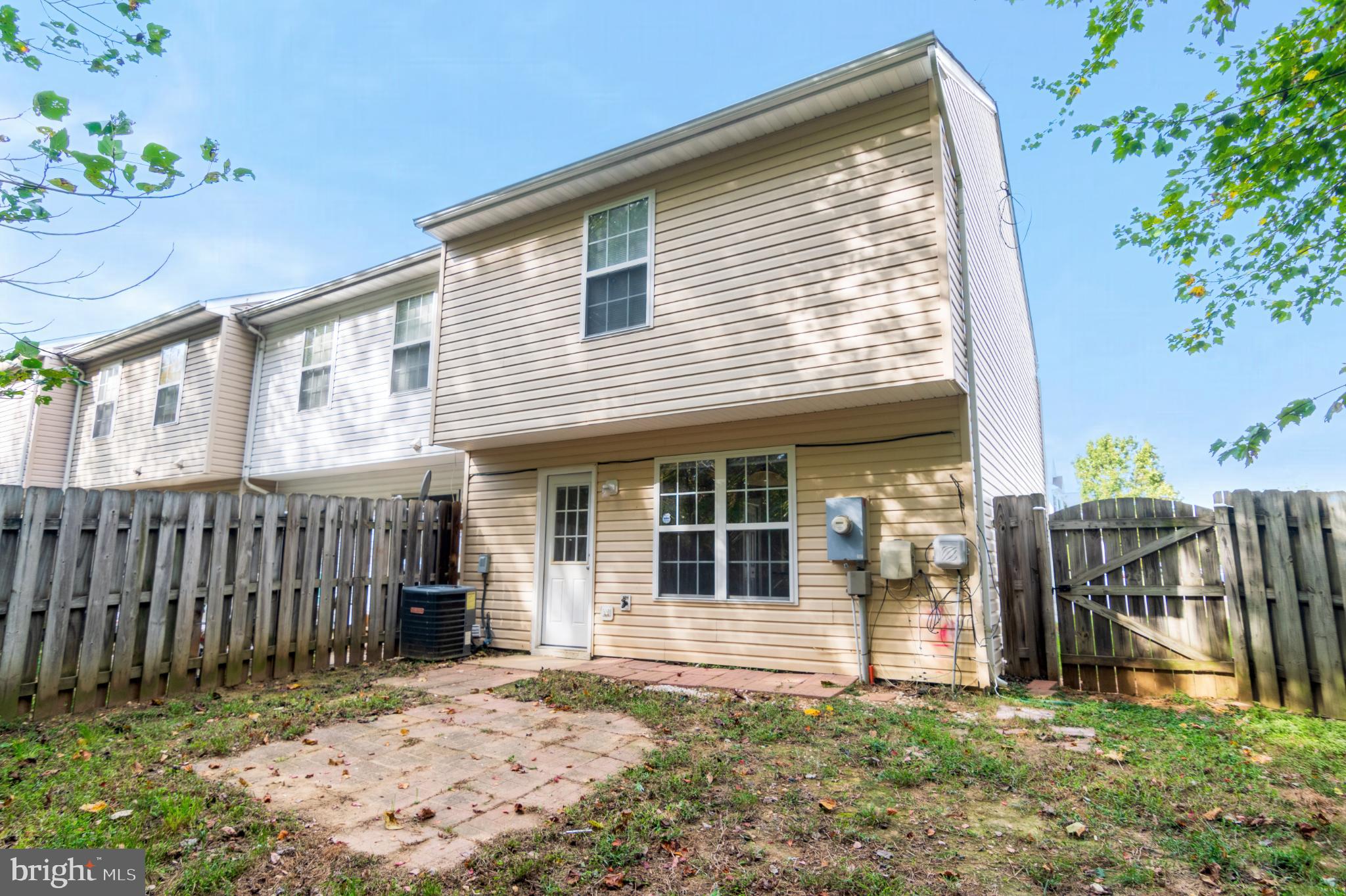 COVENTRY CREEK - Residential Lease