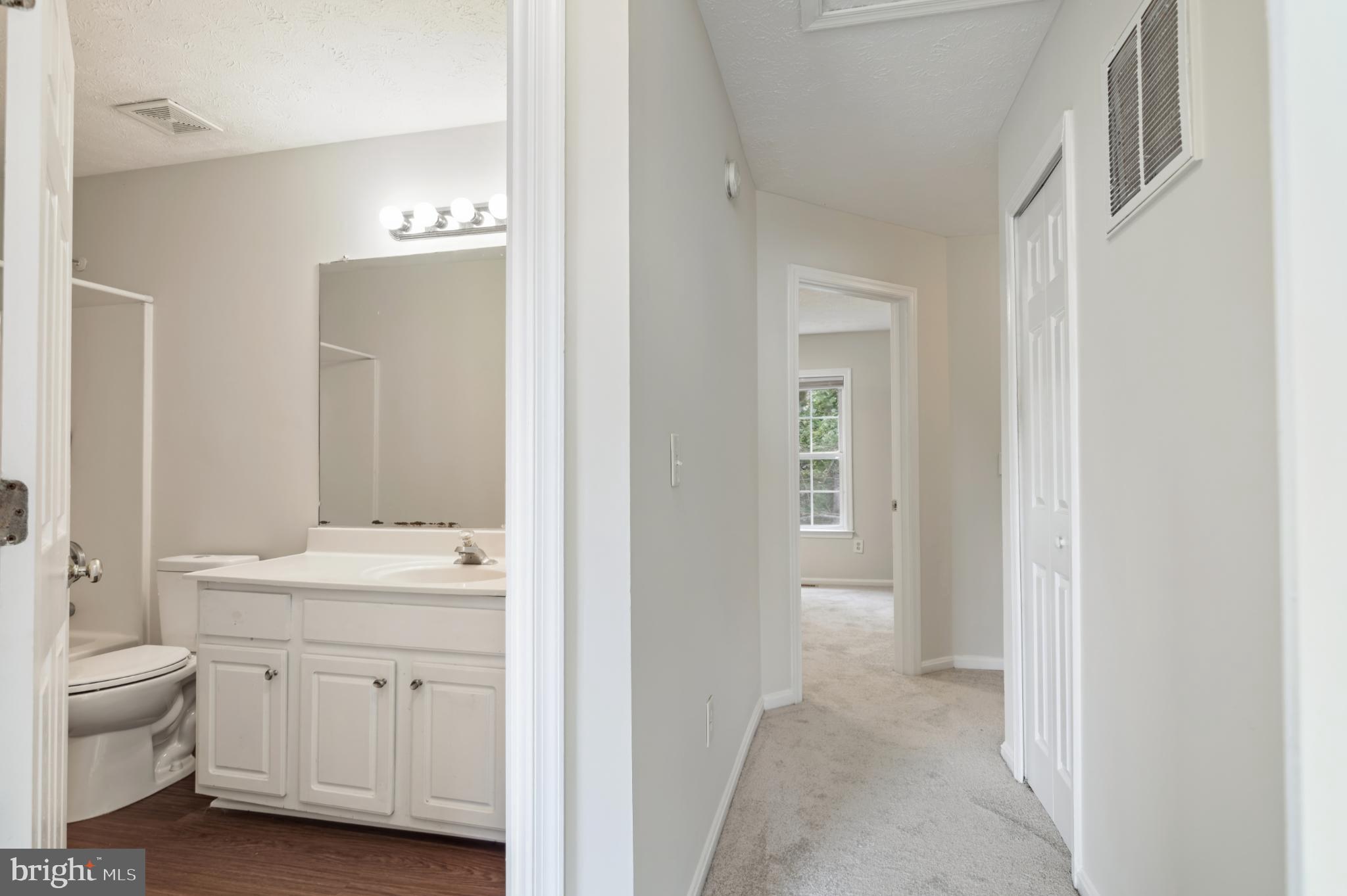 COVENTRY CREEK - Residential Lease