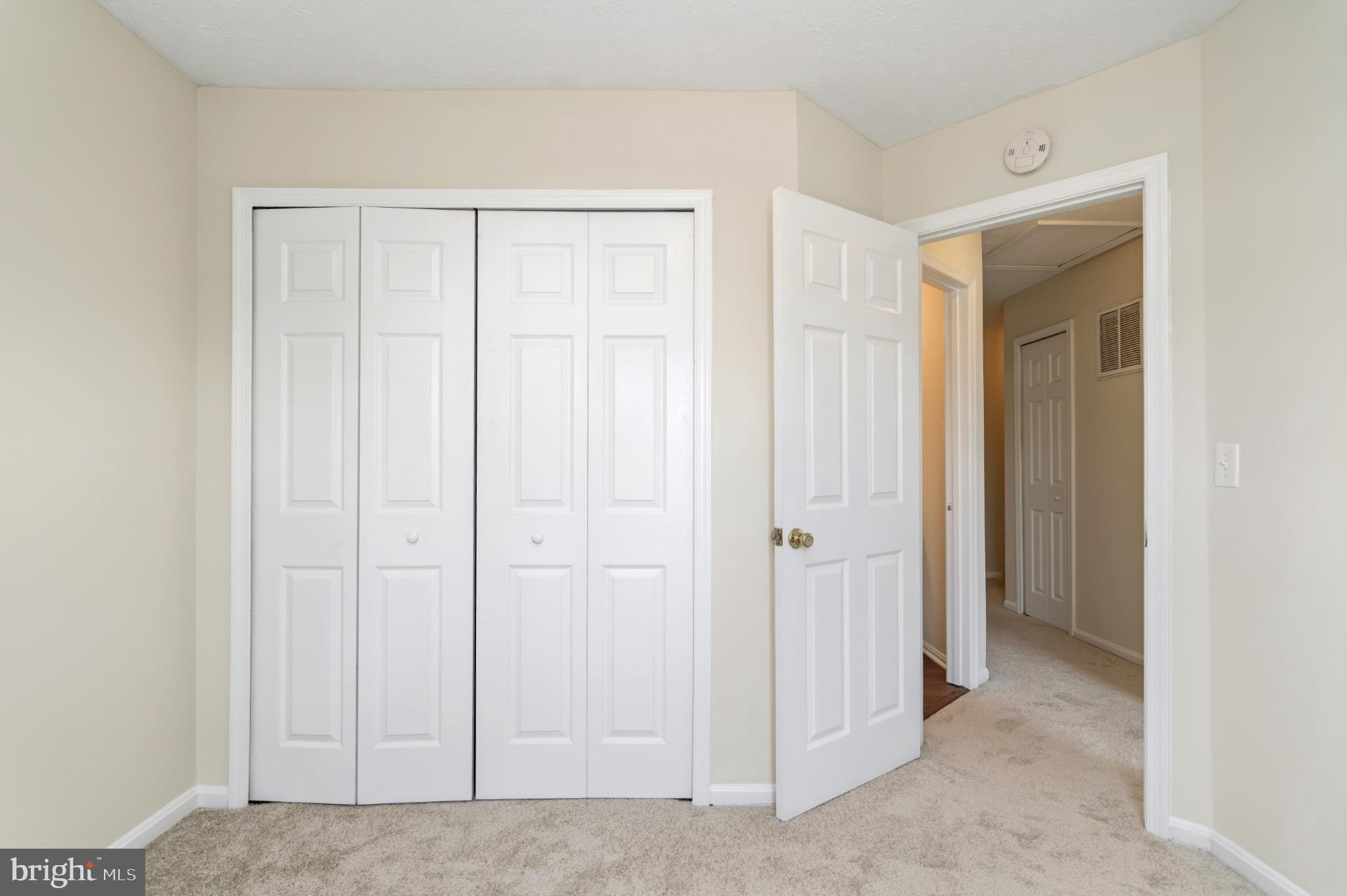 COVENTRY CREEK - Residential Lease