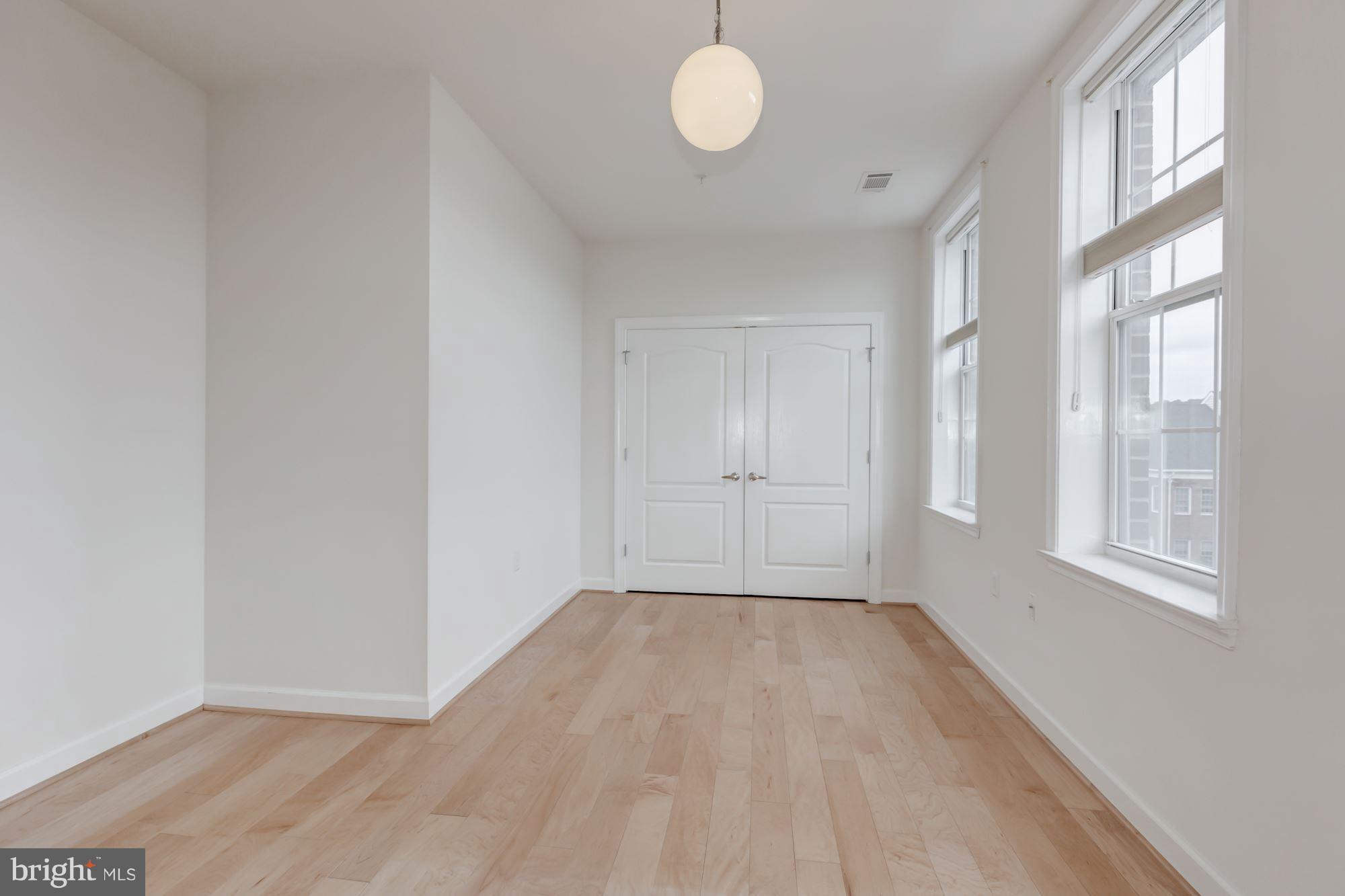 CAMERON STATION - Residential Lease