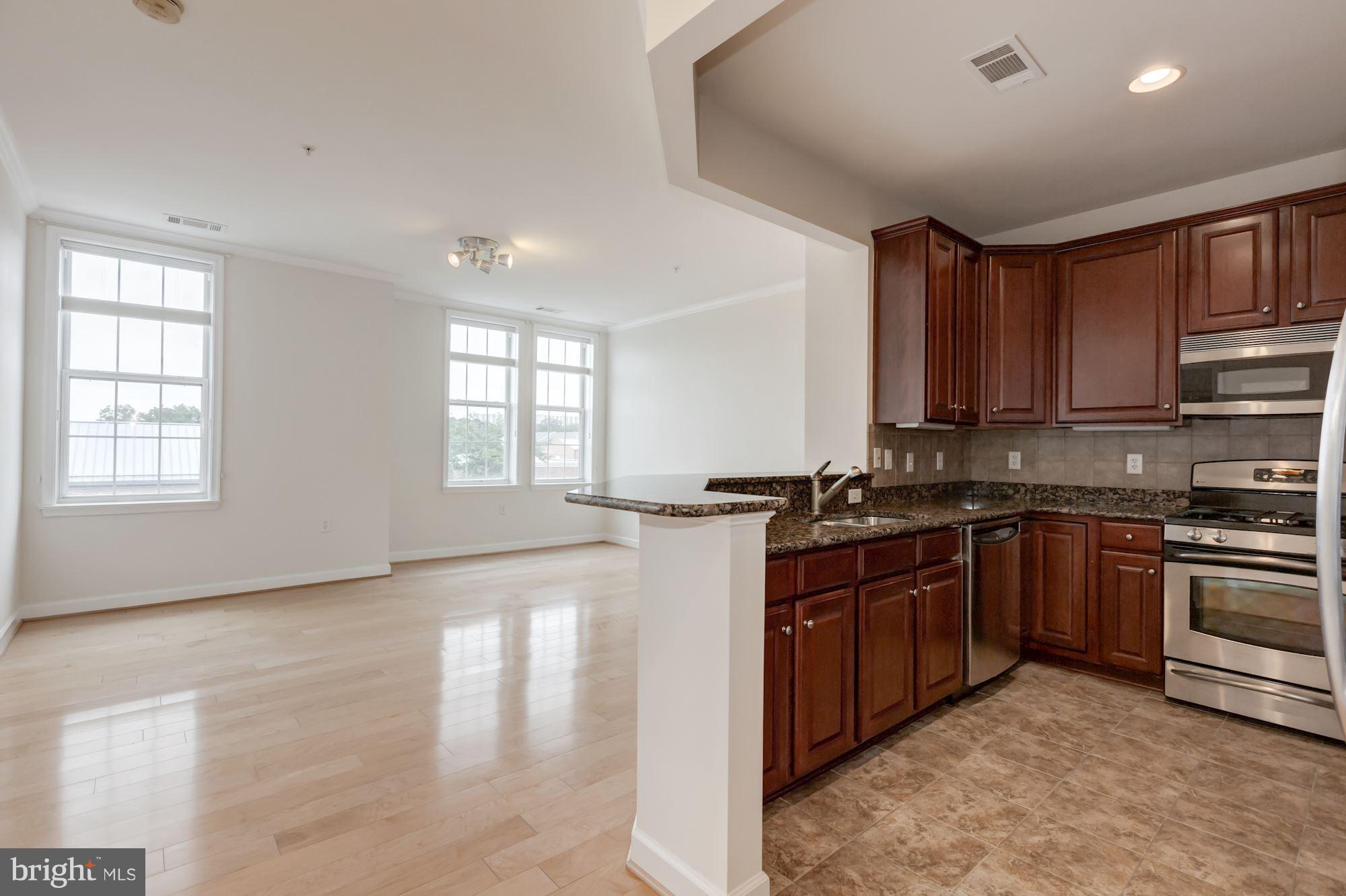 CAMERON STATION - Residential Lease