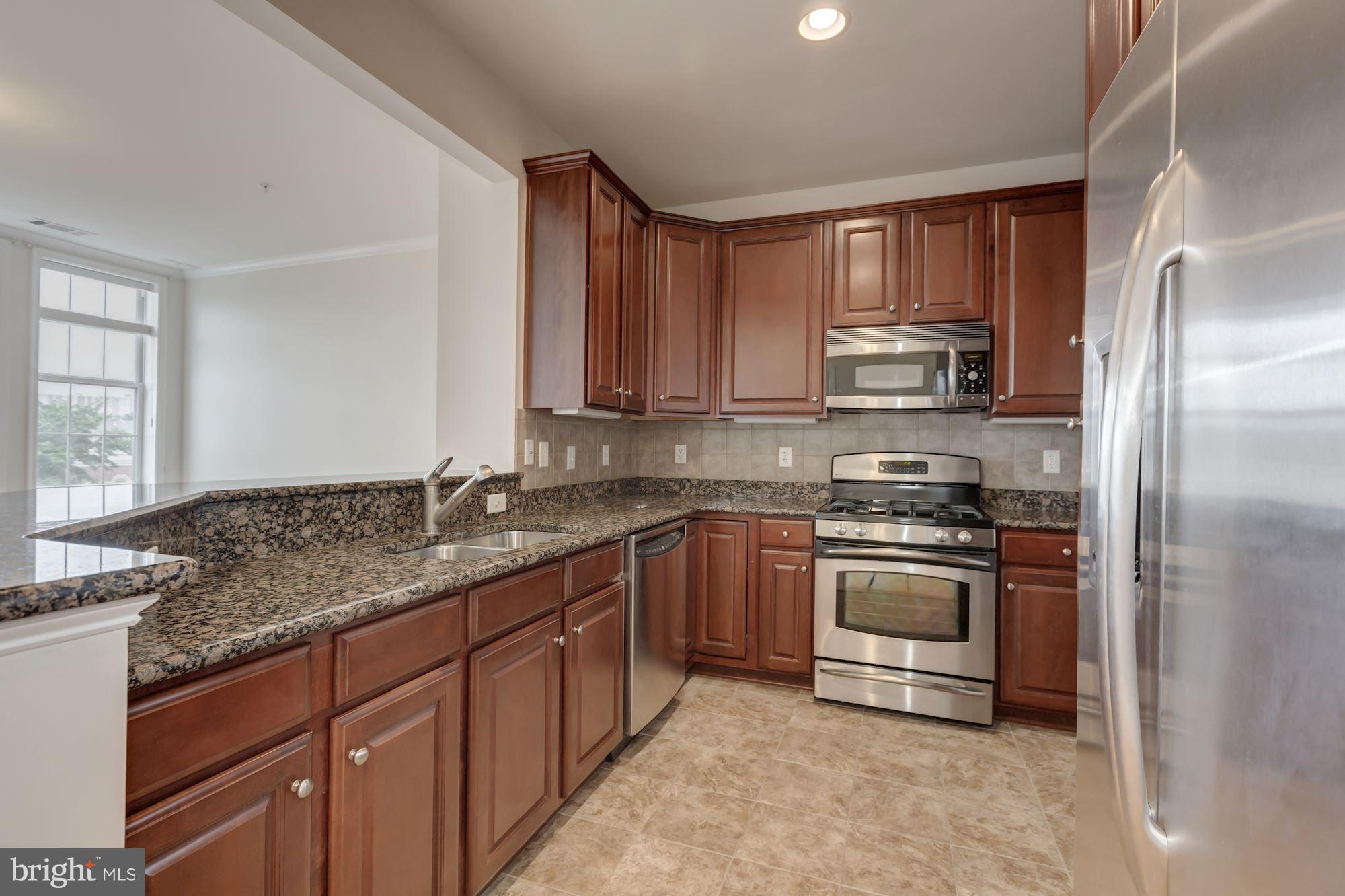 CAMERON STATION - Residential Lease