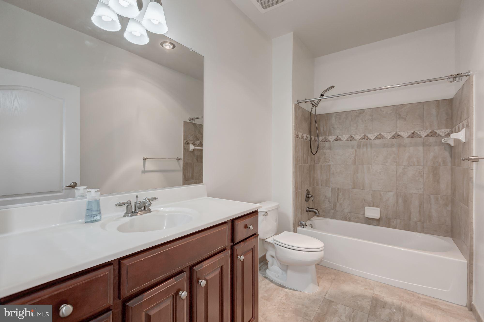 CAMERON STATION - Residential Lease