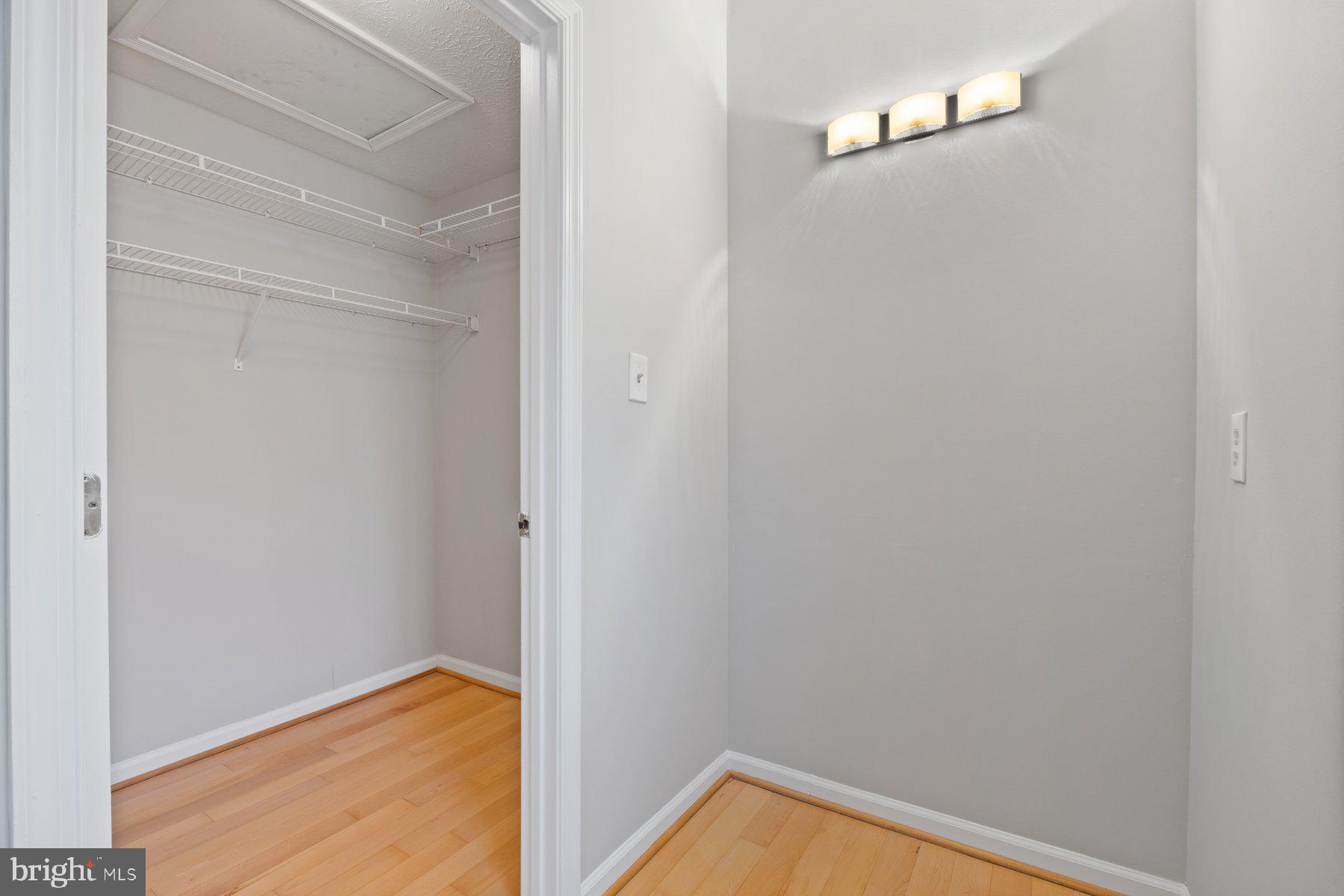 VILLAGE OF DORSEY SEARCH - Residential