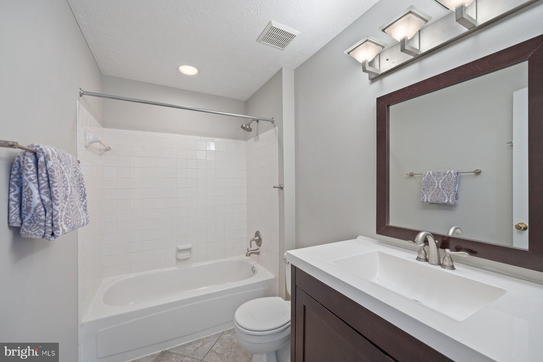 VILLAGE OF DORSEY SEARCH - Residential