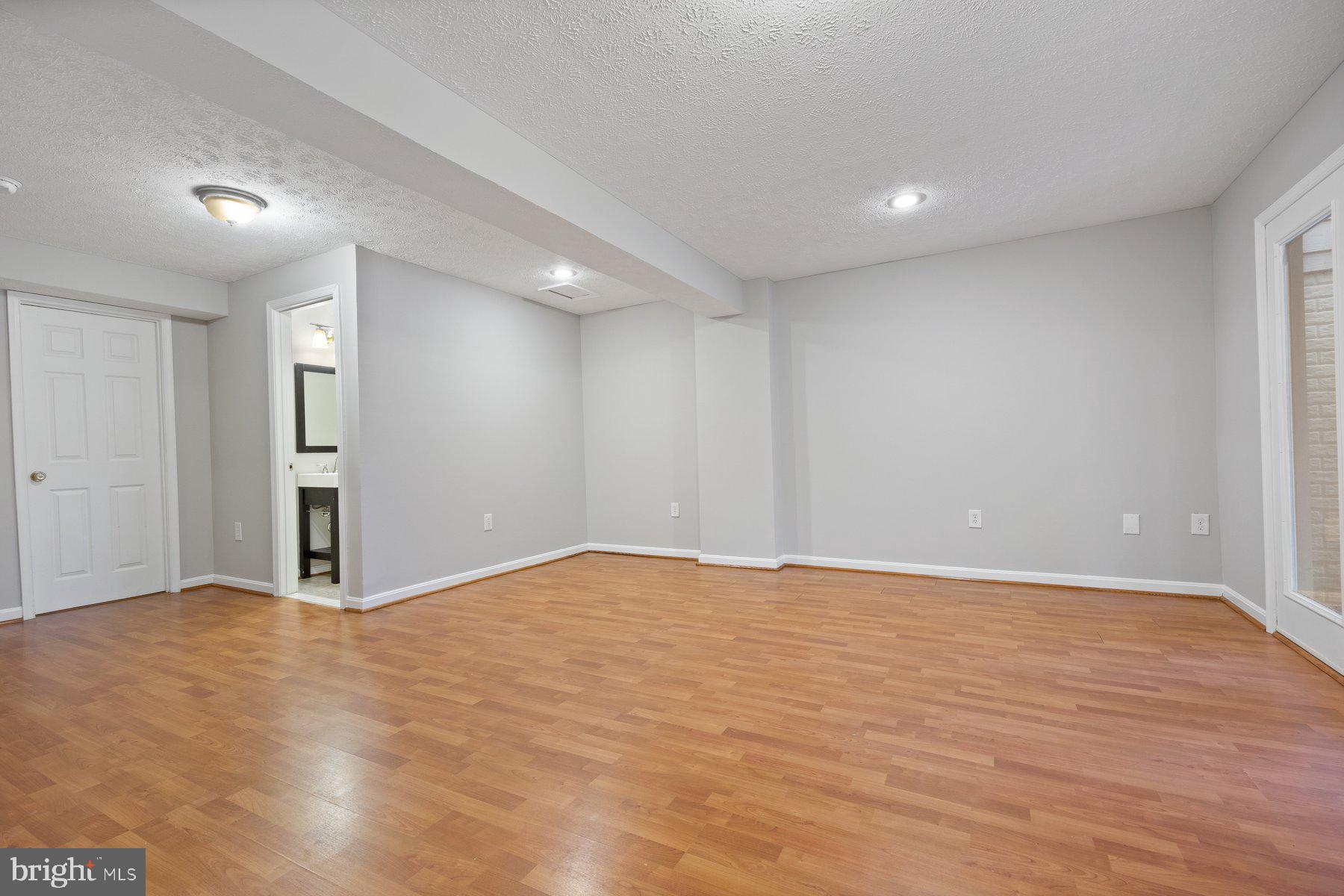 VILLAGE OF DORSEY SEARCH - Residential