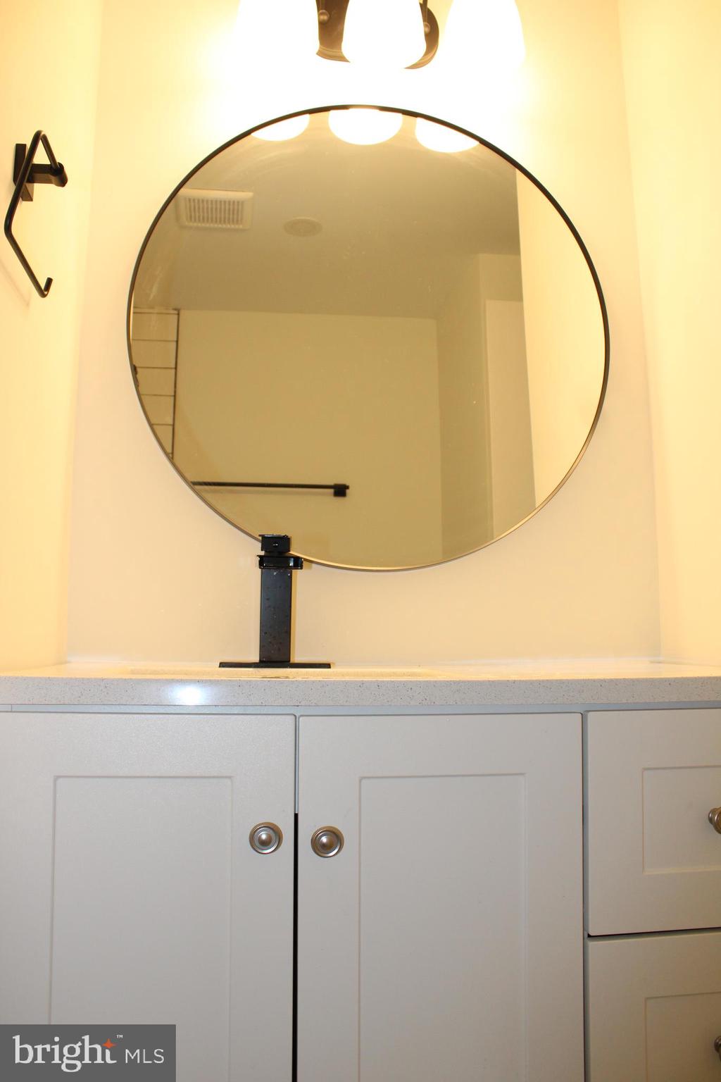 BREEZY KNOLLS - Residential