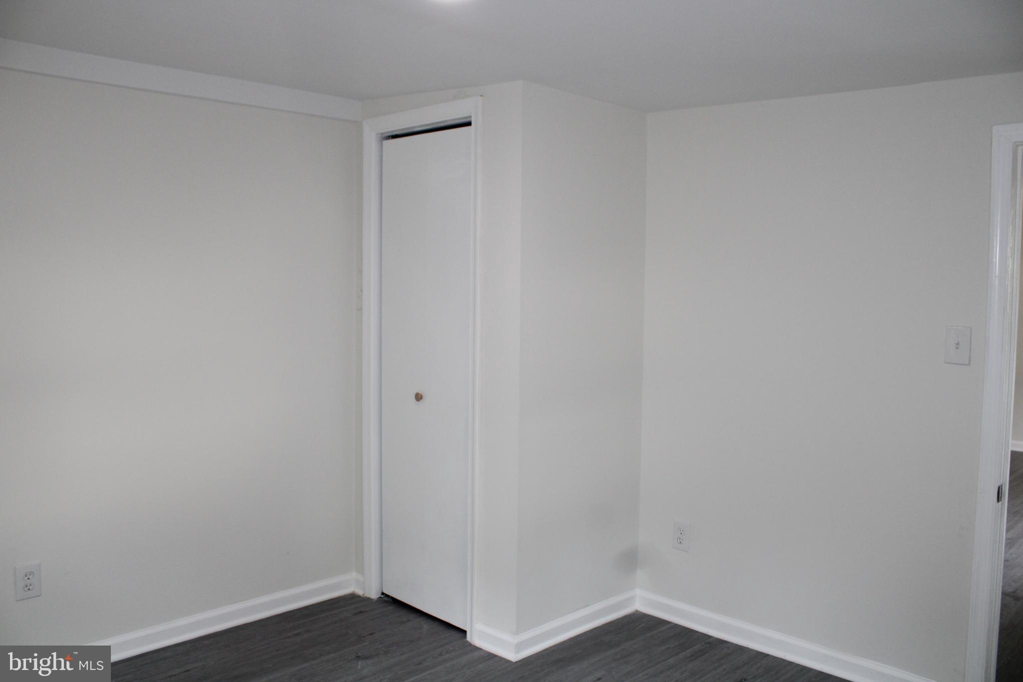 BREEZY KNOLLS - Residential