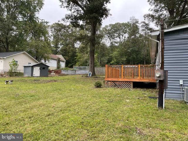 BREEZY KNOLLS - Residential