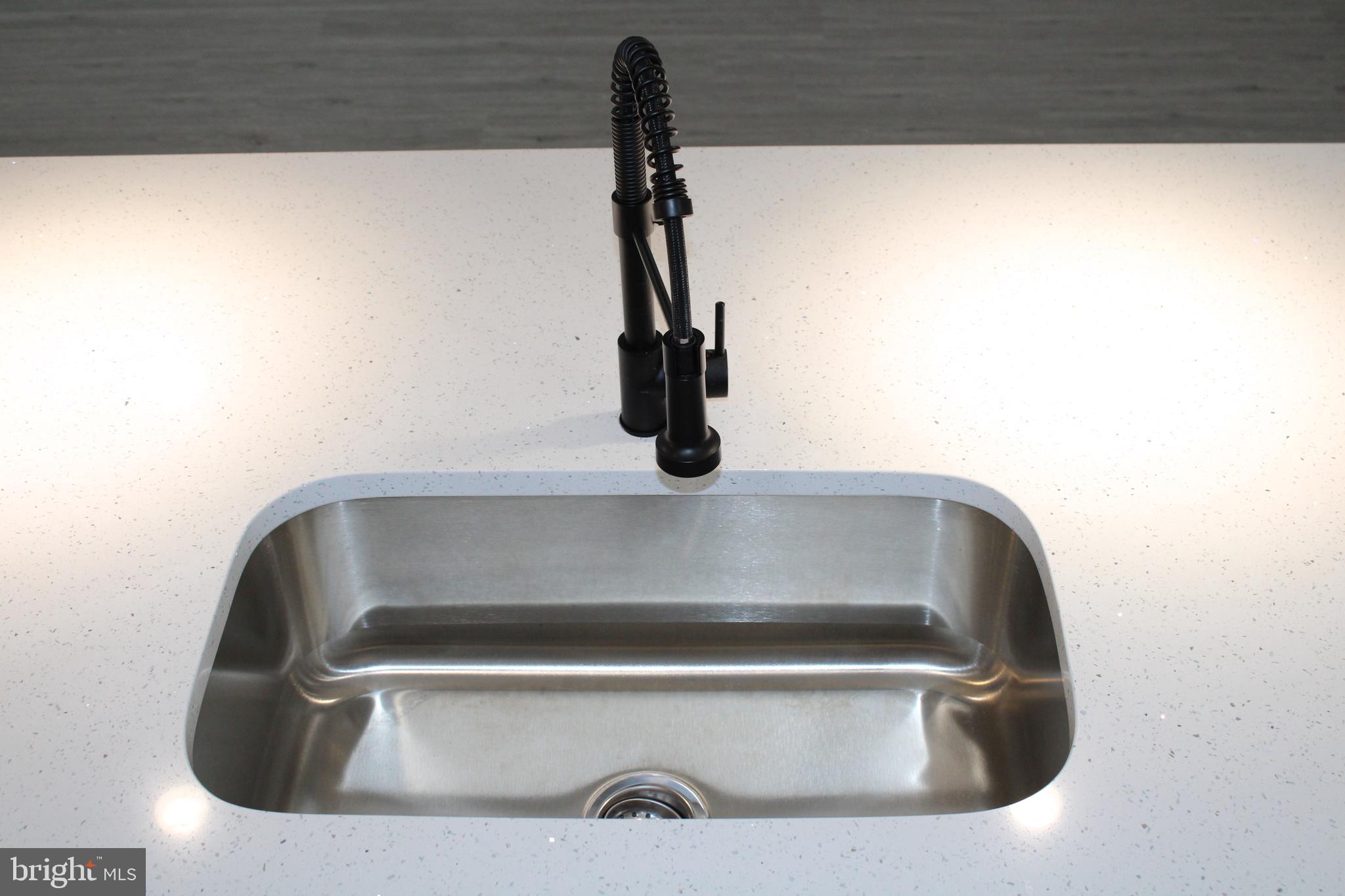 BREEZY KNOLLS - Residential